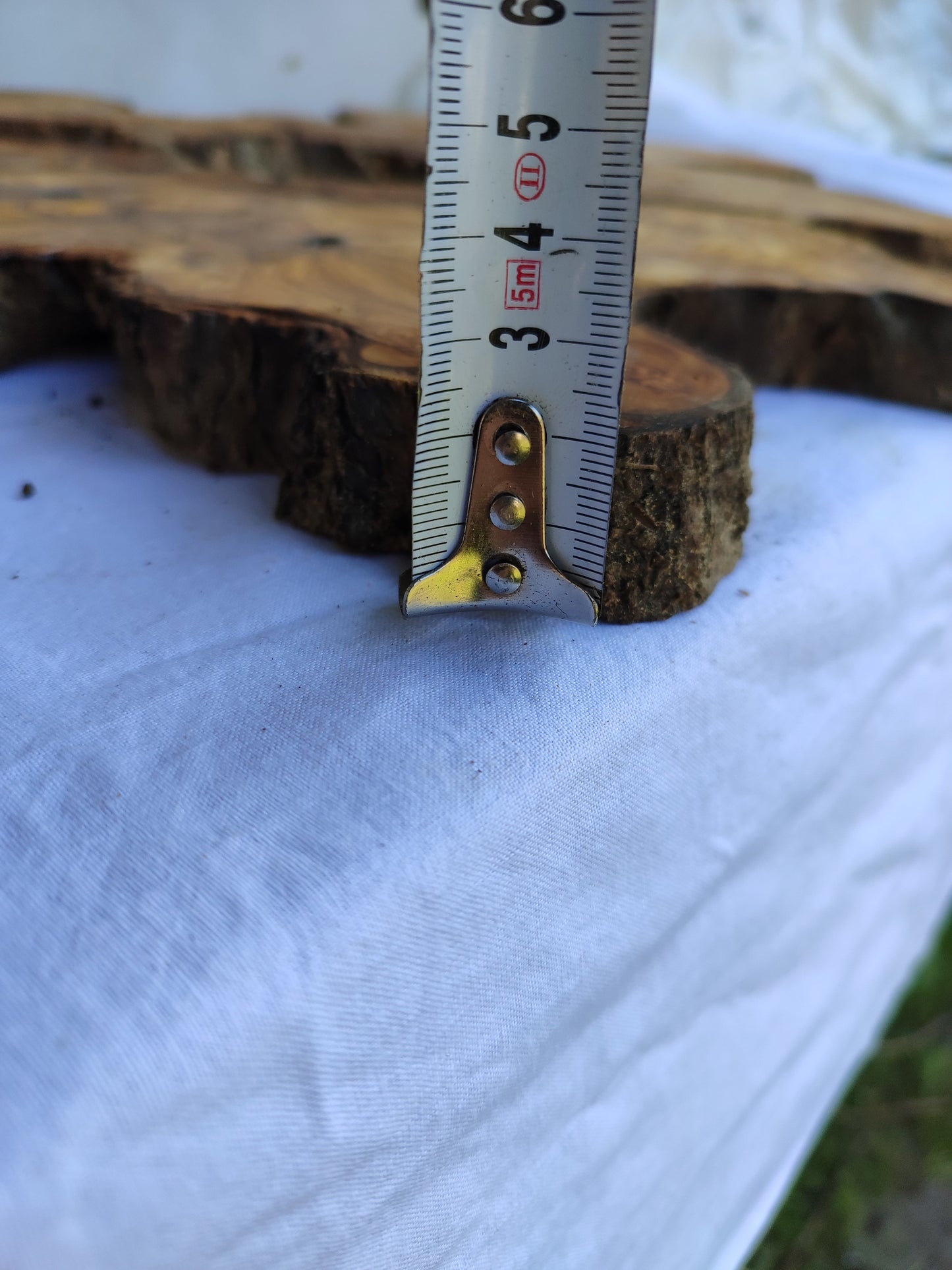 Rare Olive Wood Slab Set 2pcs 53x53cm - Super Dry 3% Moisture - Live Edge for Epoxy Resin, Guitar Body & Luxury Decor - Unique Grain.