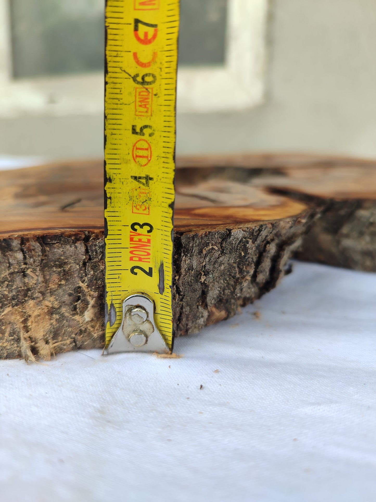 Rare Olive Wood Live Edge Slab – Premium Sustainable Luxury Unique Grain 29x39x3 cm - Olive Generic