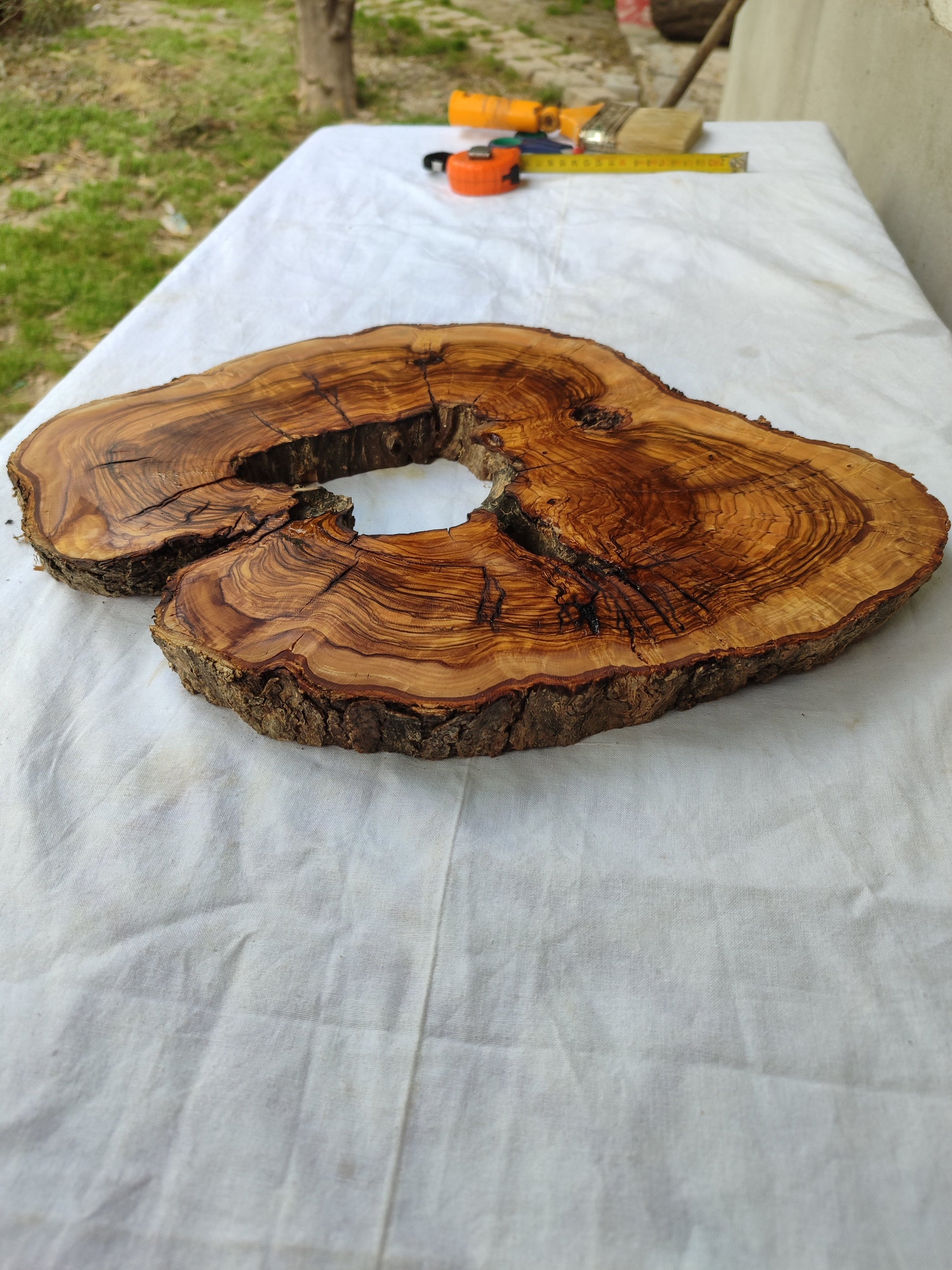 Rare Olive Wood Live Edge Slab – Premium Sustainable Luxury Unique Grain 29x39x3 cm - Olive Generic