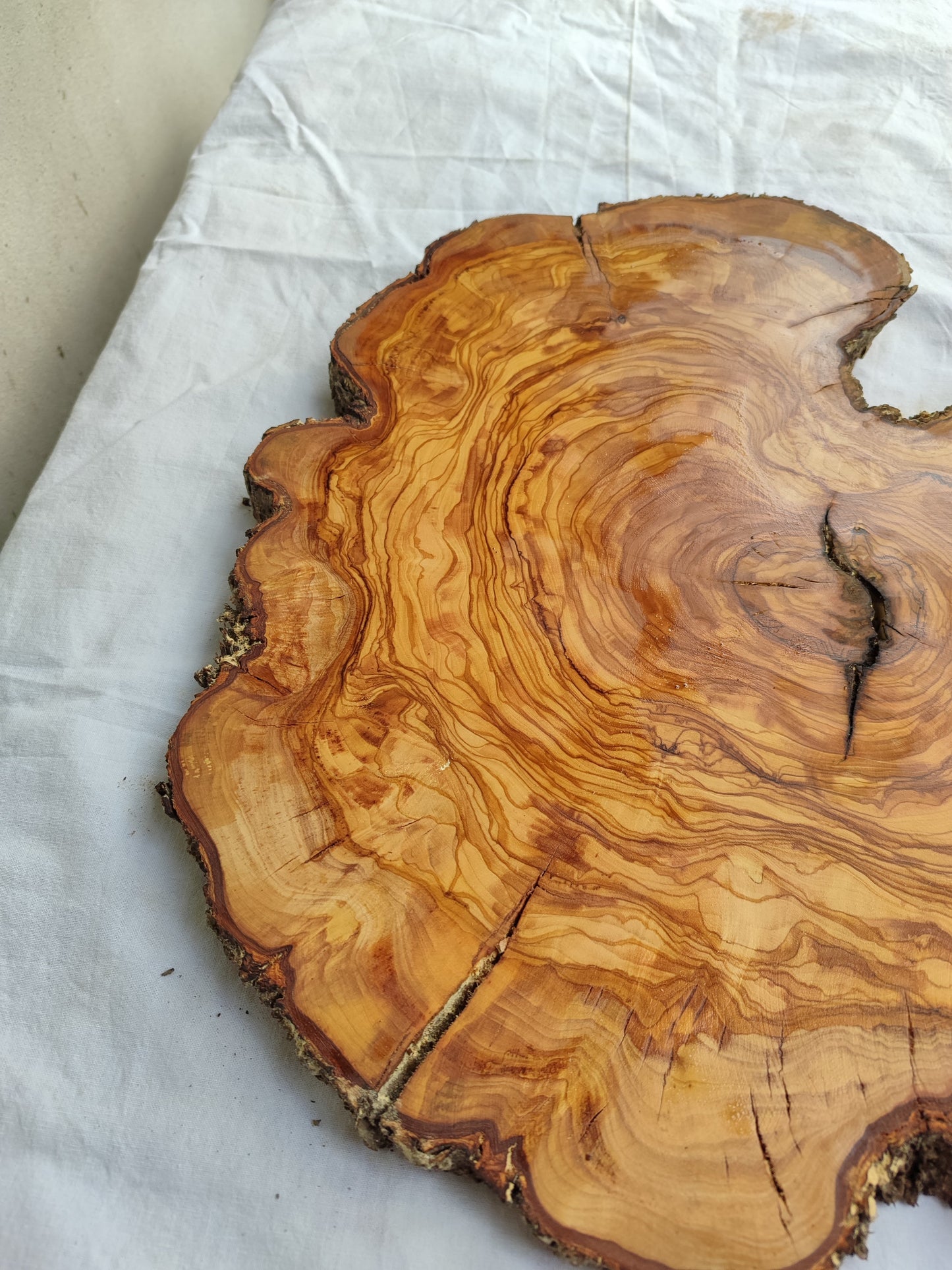 Rare Olive Wood Live Edge Slab – Sustainable Luxury Unique Grain 37x40x2.5cm Premium Natural Finish - Olive Generic