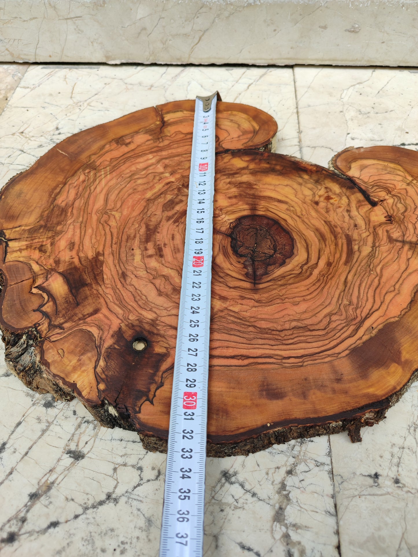 Rare Live Edge Olive Wood Slab – 33x40cm, Unique Grain, Natural Luster, Sustainable Luxury for Epoxy & Crafts