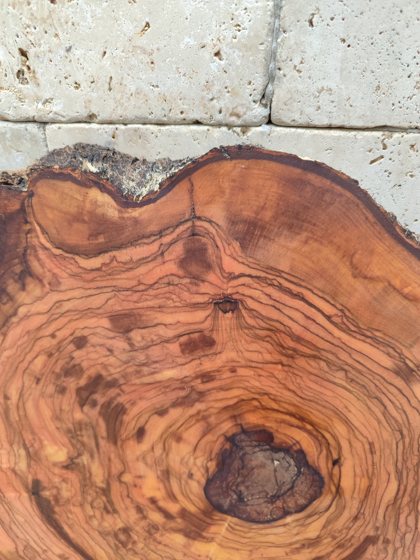 Rare Olive Wood Slab – Live Edge, Unique Grain, Sustainable Luxury – 32x38x2.5 cm