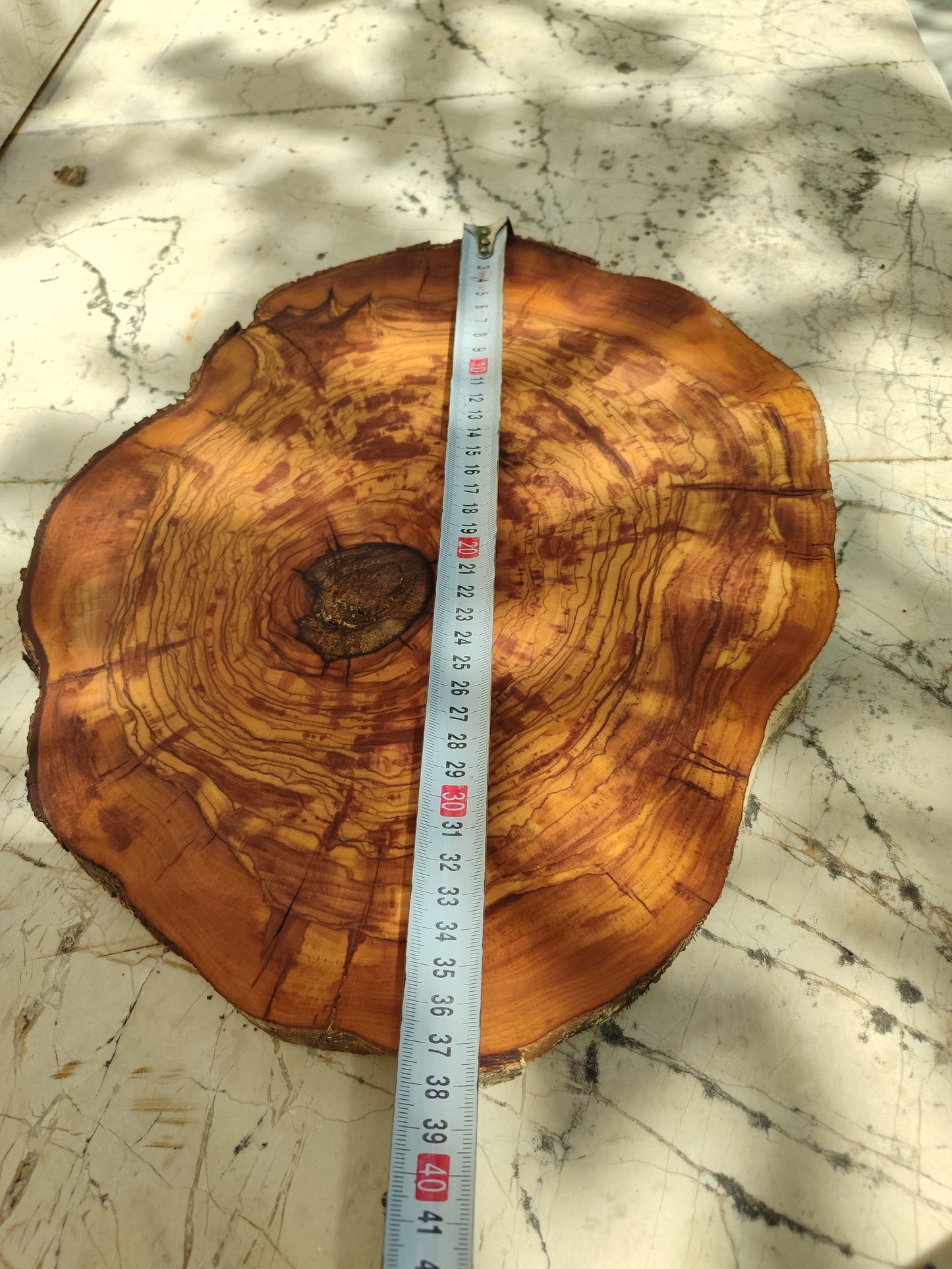 Rare Olive Wood Slab – Live Edge, Unique Grain, Sustainable Luxury – Premium Natural Luster for Epoxy & Artisan Crafts (31x37x2.5 cm)