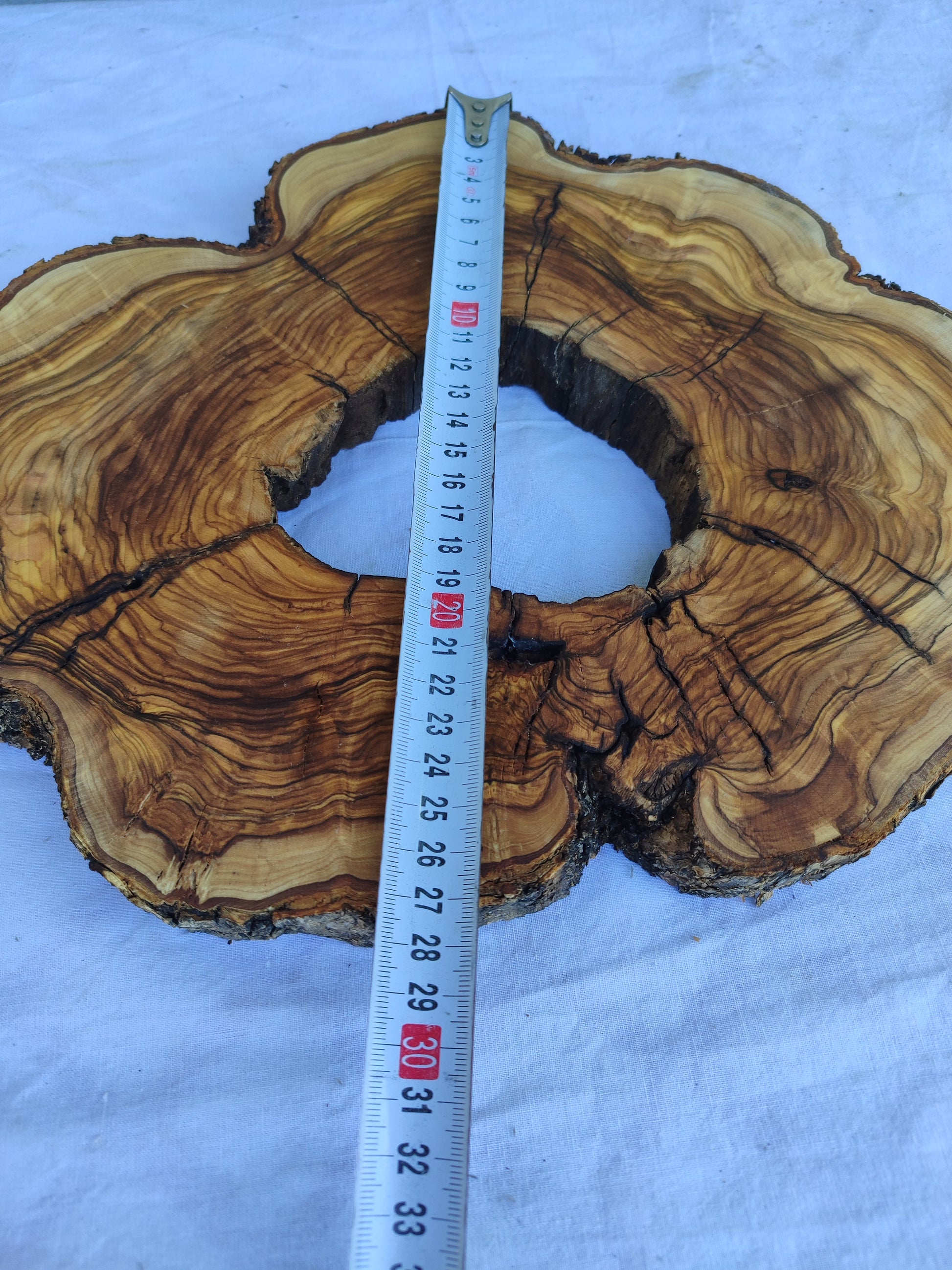 Rare Olive Wood Live Edge Slab 27x37cm | Super Dry 3% Moisture | Exotic Lumber for Epoxy Resin Luthier & Luxury Crafts
