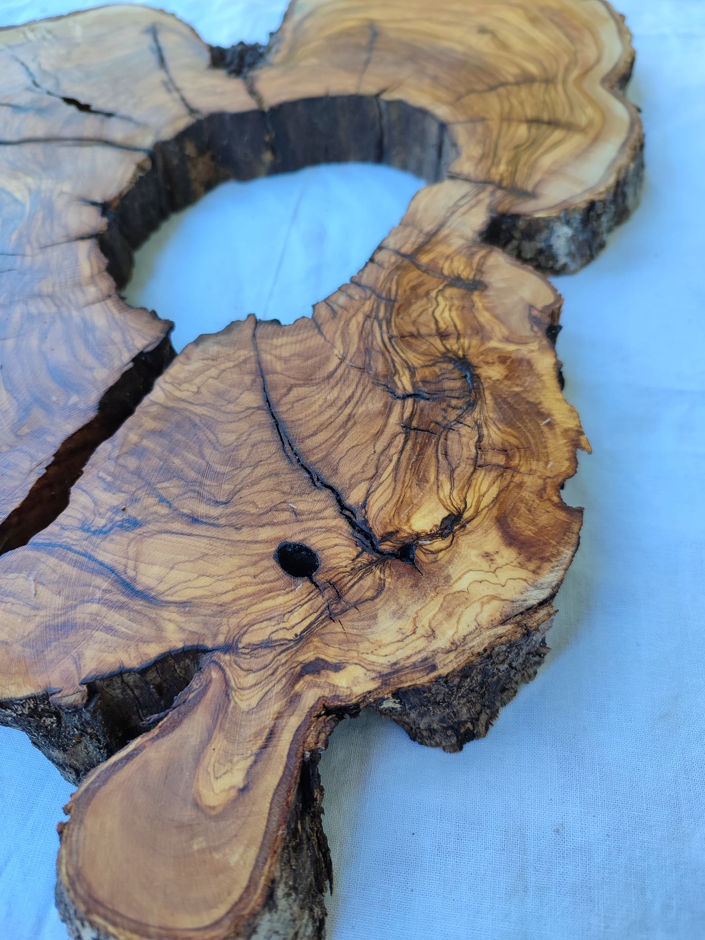 Rare Live Edge Olive Wood Slab 29x40cm | Unique Grain for Epoxy Guitar & Luxury Crafts | Ultra-Dry 3% Moisture Lumber
