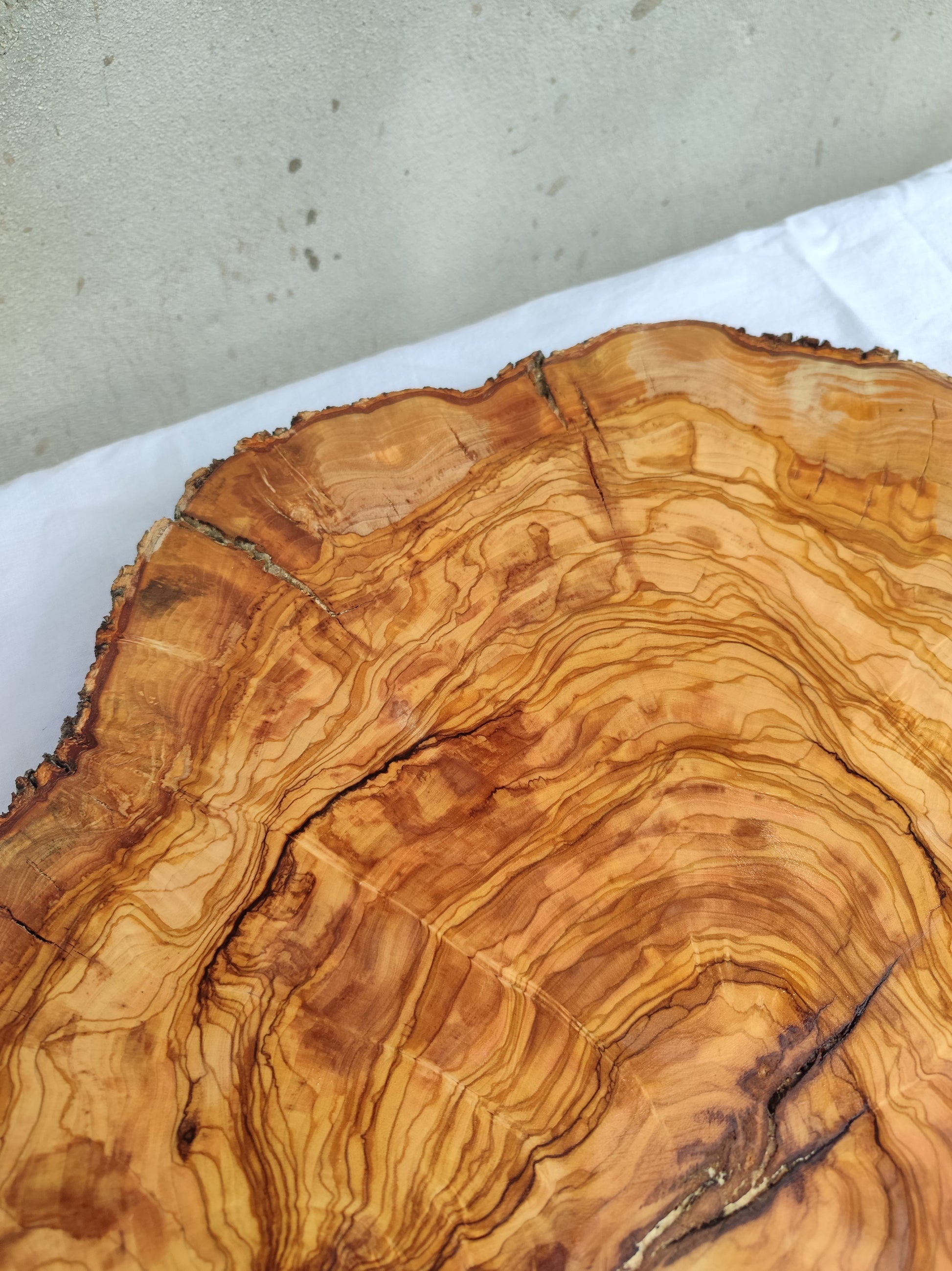 Rare Olive Wood Live Edge Slab – 42x43x2.5 cm Unique Grain Sustainable Luxury Premium Natural Finish Epoxy Friendly