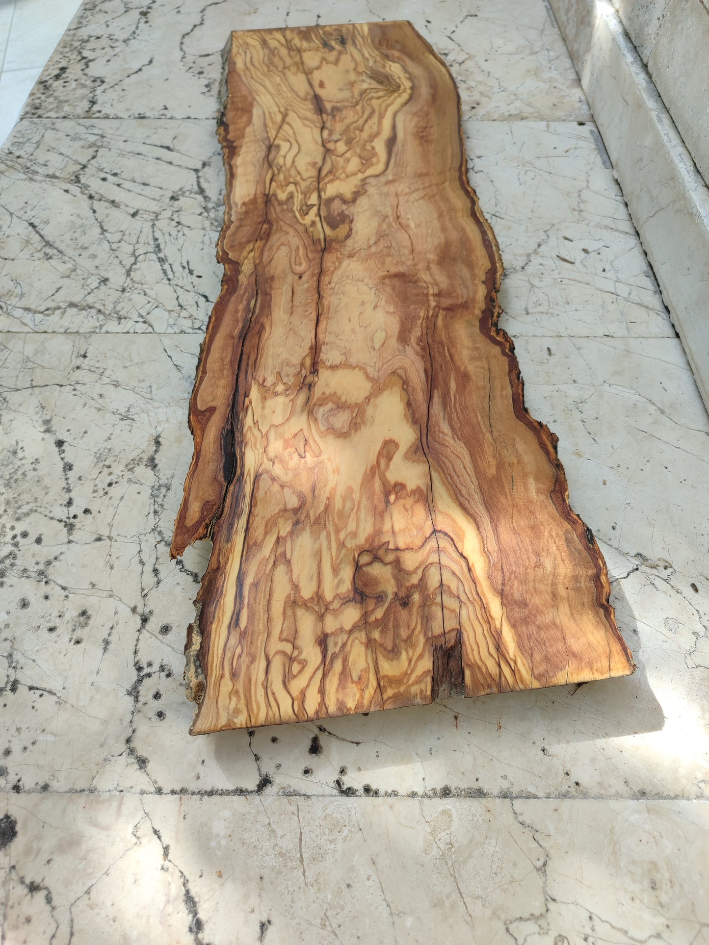 Rare Olive Wood Live Edge Slab – 23x77x2.7cm Ultra‑Dry, Natural Luster, Unique Grain, Sustainable Luxury for Epoxy & High‑End Crafts