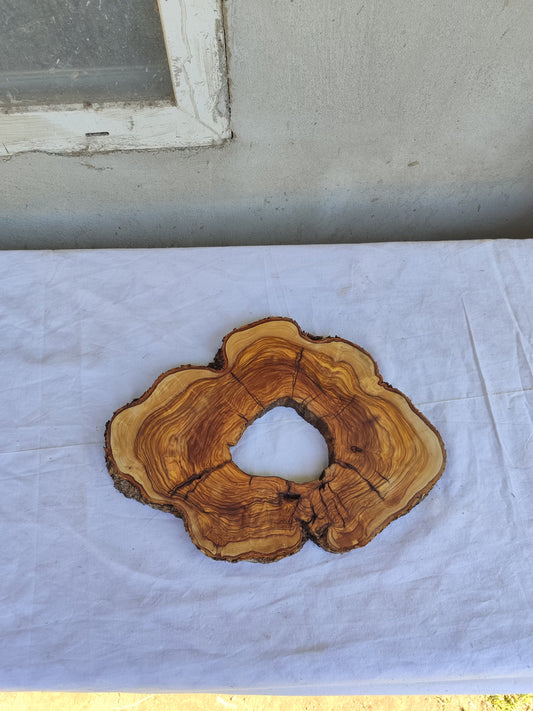 Rare Olive Wood Live Edge Slab 27x37cm | Super Dry 3% Moisture | Exotic Lumber for Epoxy Resin Luthier & Luxury Crafts
