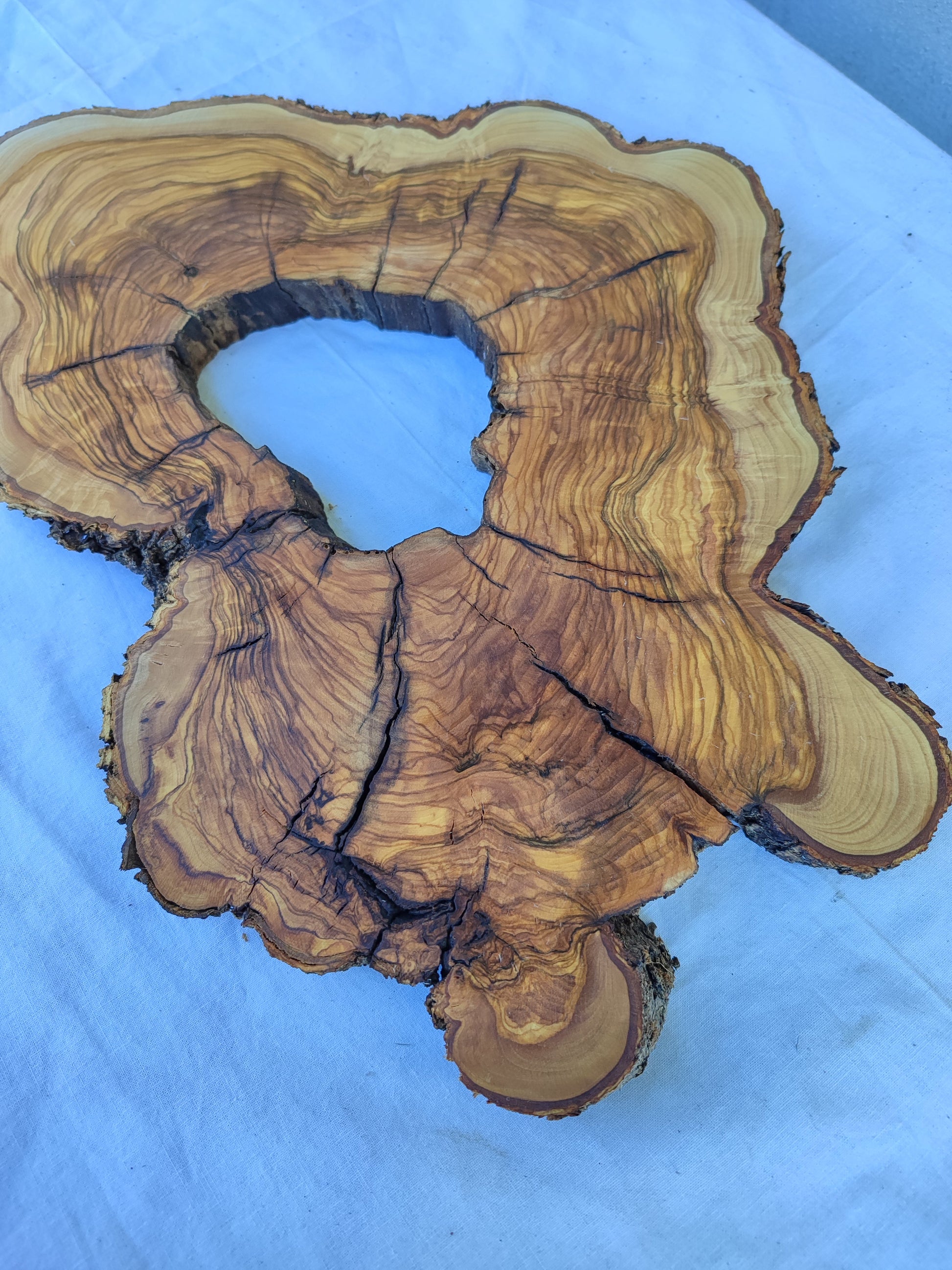 Rare Olive Wood Slab 27x40cm • Live Edge for Epoxy Resin • Dried Luthier Timber • Unique Grain Luxury DIY Material