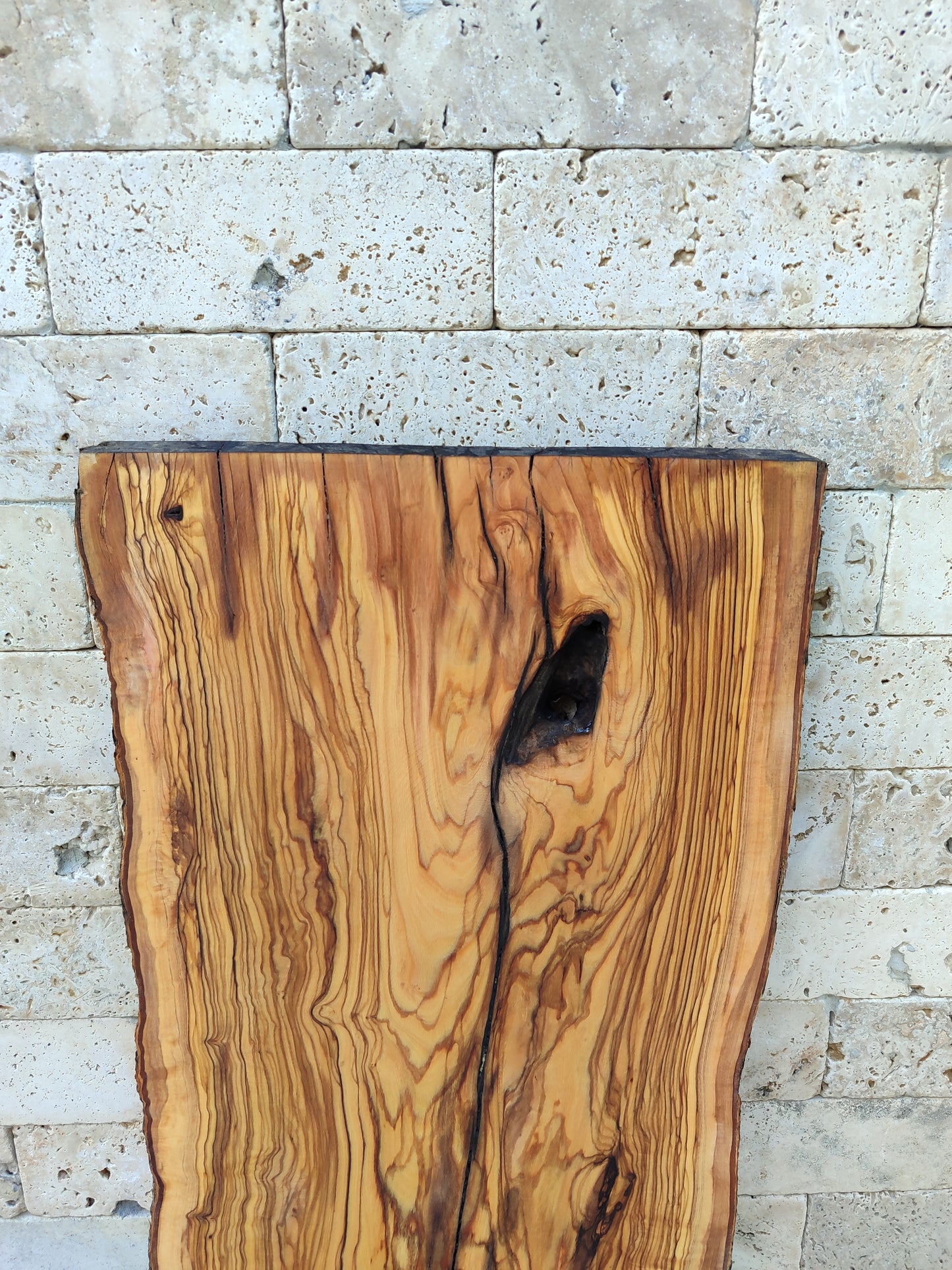 Rare Olive Wood Live Edge Slab – 35x79x2.7 cm – Natural Luster, Unique Grain, Sustainable Luxury