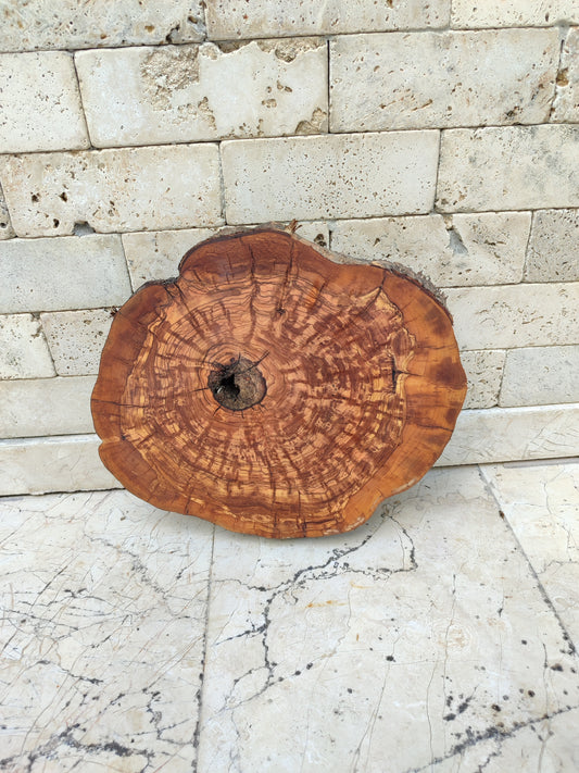 Rare Olive Wood Slab – Live Edge, Unique Grain – Sustainable Luxury for Epoxy, Table & Craft