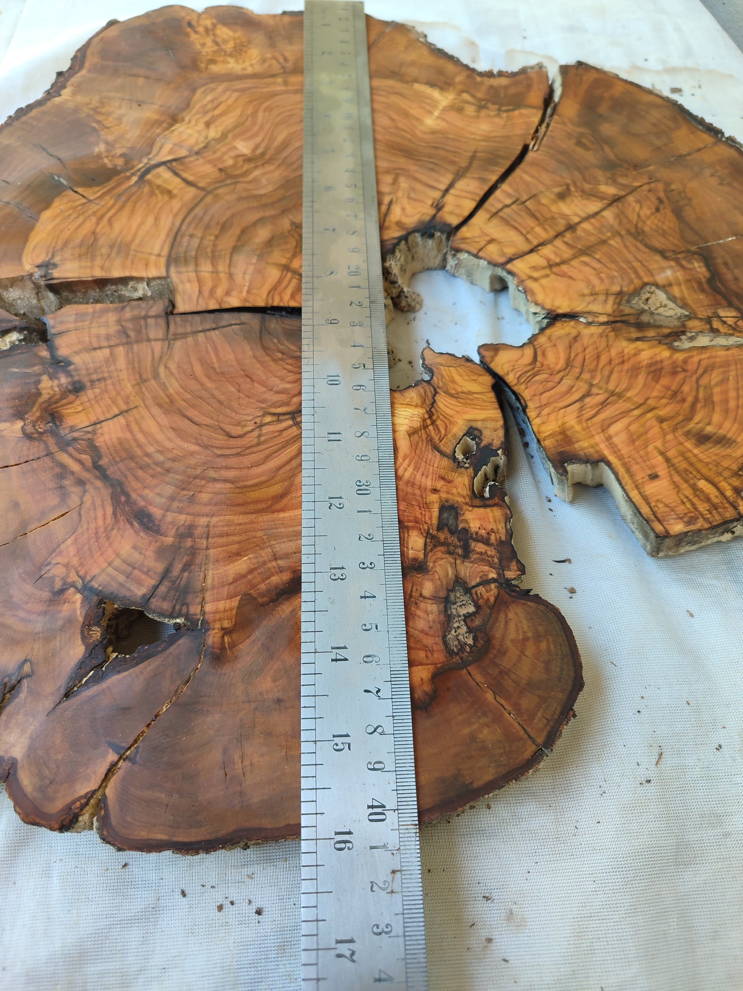 Rare Olive Wood Live Edge Slab – 37x40x2.5 cm, Unique Grain, Sustainable Luxury for Epoxy & Furniture