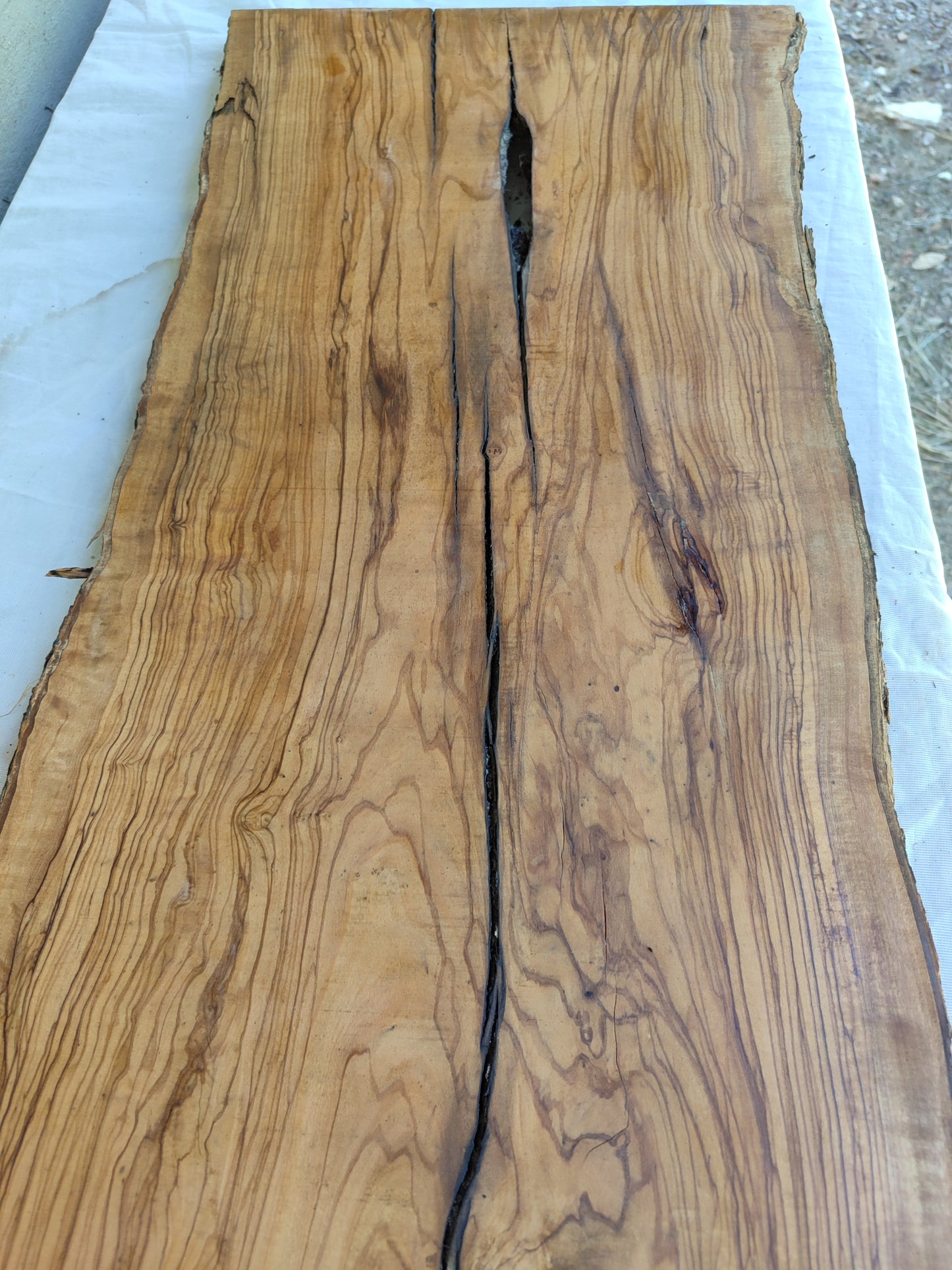 Rare Olive Wood Live Edge Slab – 31x78x3 cm, Unique Grain, Sustainable Luxury