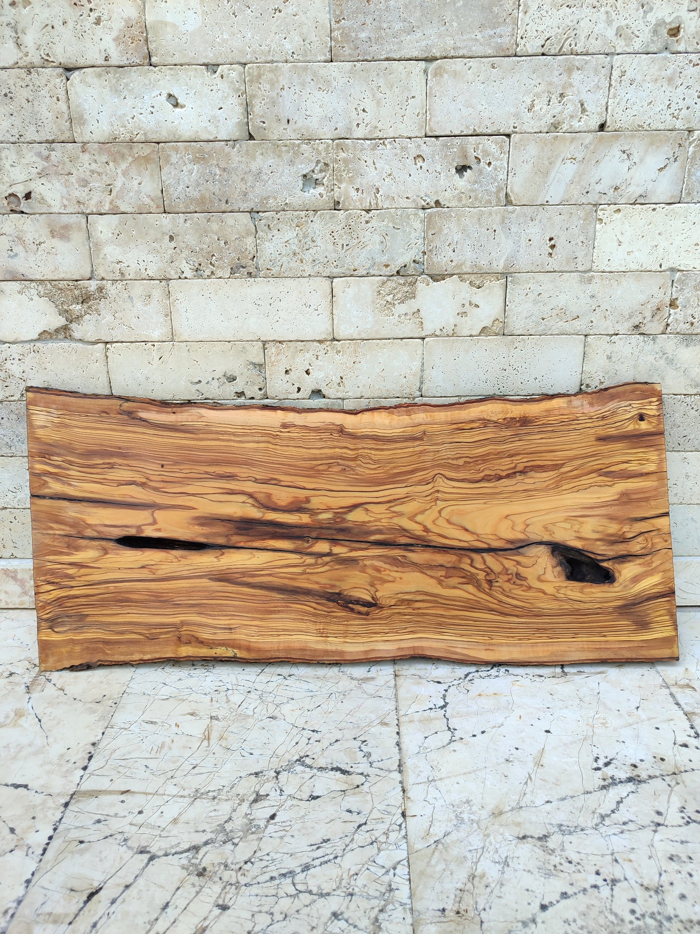Rare Olive Wood Live Edge Slab – 35x79x2.7 cm – Natural Luster, Unique Grain, Sustainable Luxury