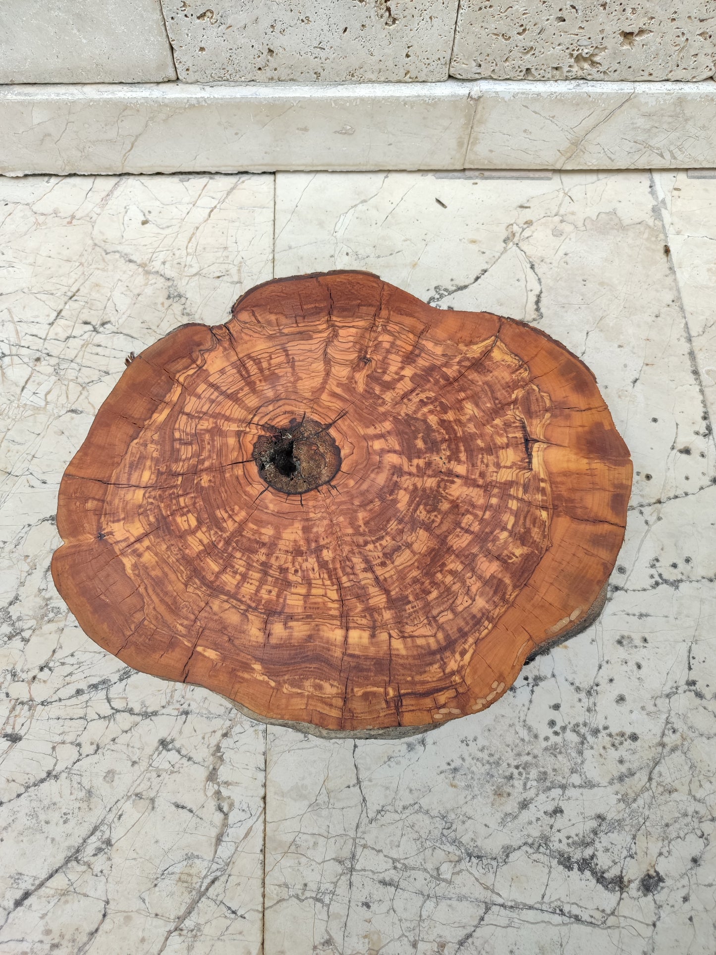 Rare Olive Wood Slab – Live Edge, Unique Grain – Sustainable Luxury for Epoxy, Table & Craft