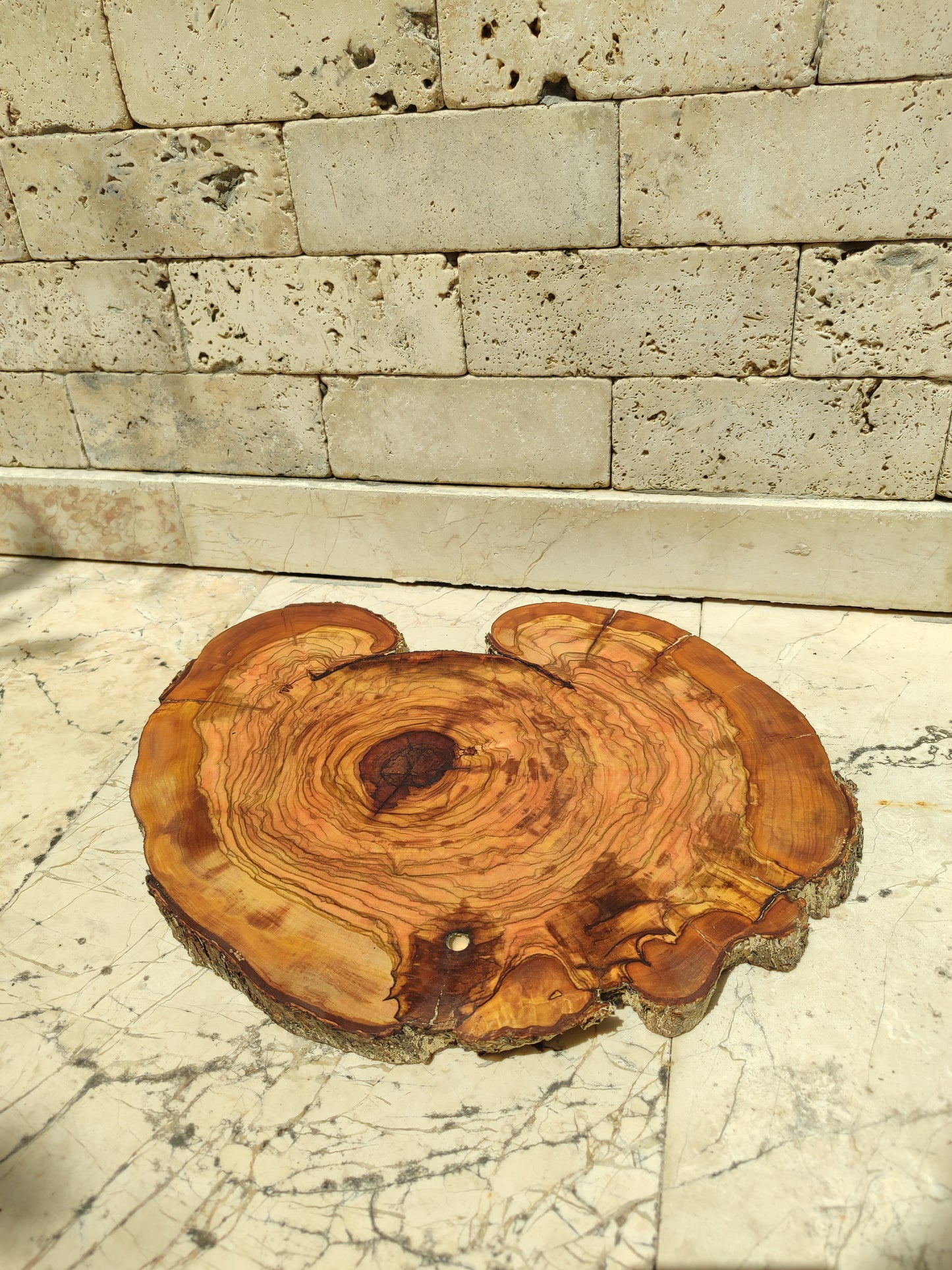 Rare Olive Wood Slab – Live Edge Slab, Unique Grain, Sustainable Luxury – 32x38x2.5 cm for Epoxy, Table & Craft