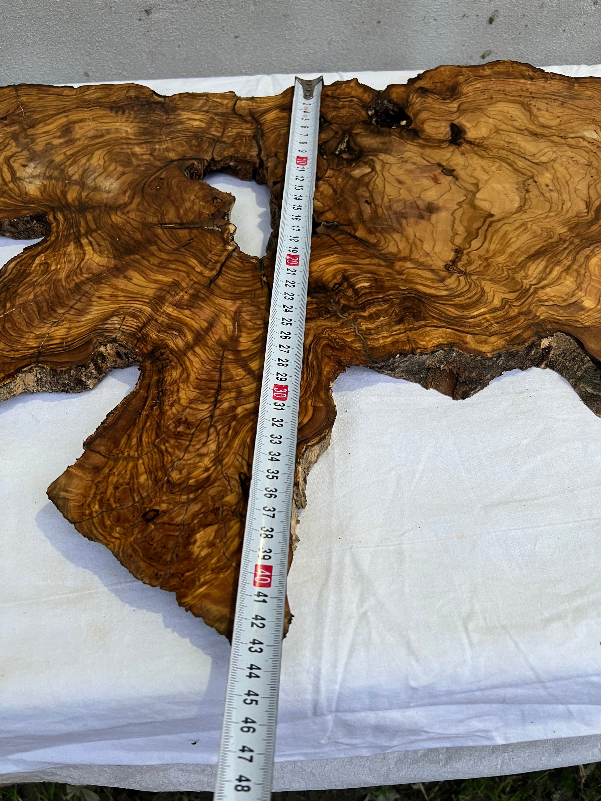 Rare Olive Wood Slab 43x66cm | Live Edge for Epoxy Resin & Coffee Table | Premium Dry Luthier Wood | Unique Grain Sustainable Luxury Art.
