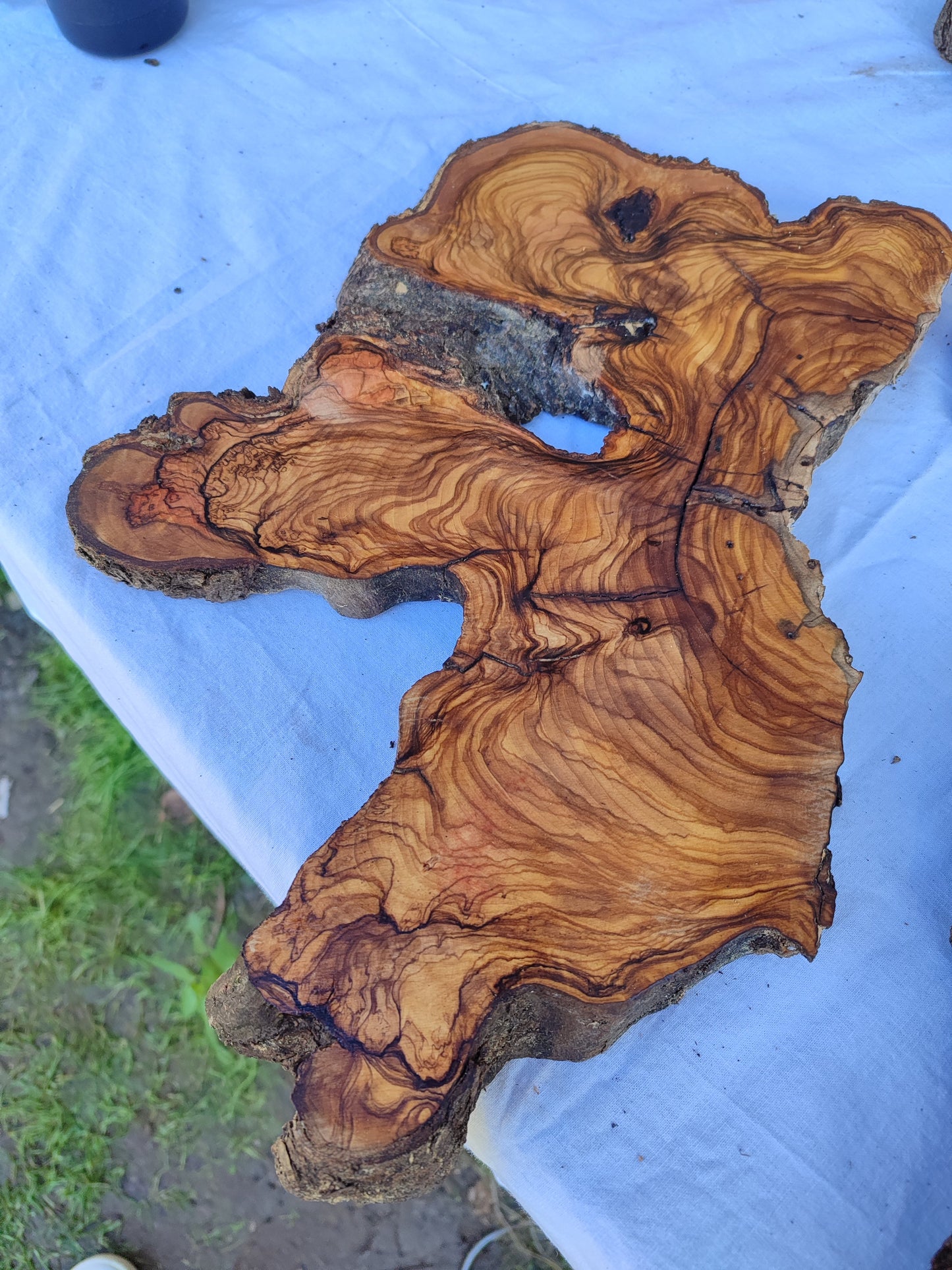 3pcs Rare Live Edge Olive Wood Slab 55x56cm | Super Dry 3% Moisture | Unique Grain for Epoxy Resin, Guitar Body & Luxury Art.
