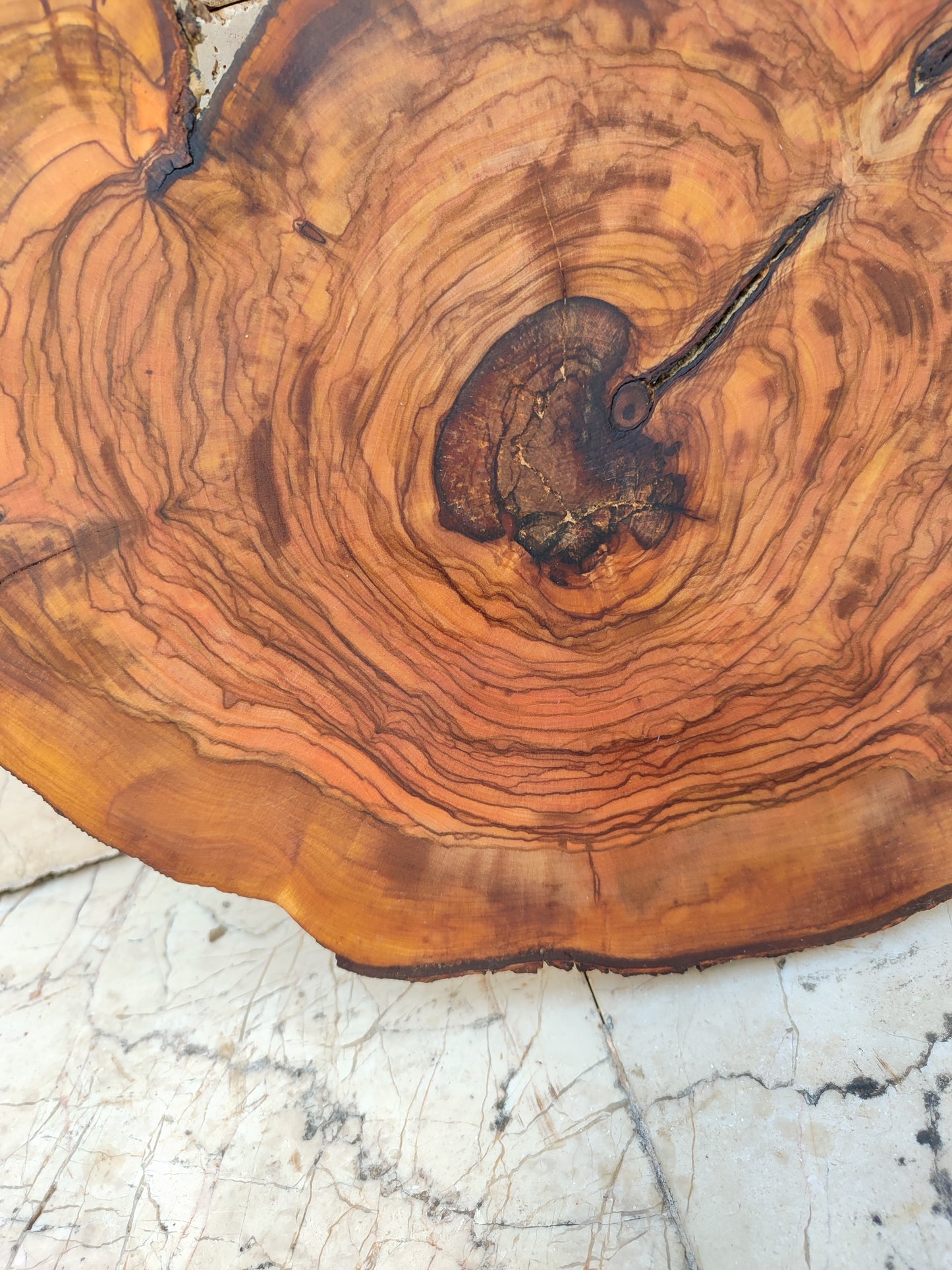 Rare Olive Wood Live Edge Slab - Unique Grain - Sustainable Luxury for Epoxy & Luxury Crafts (30x38 cm)