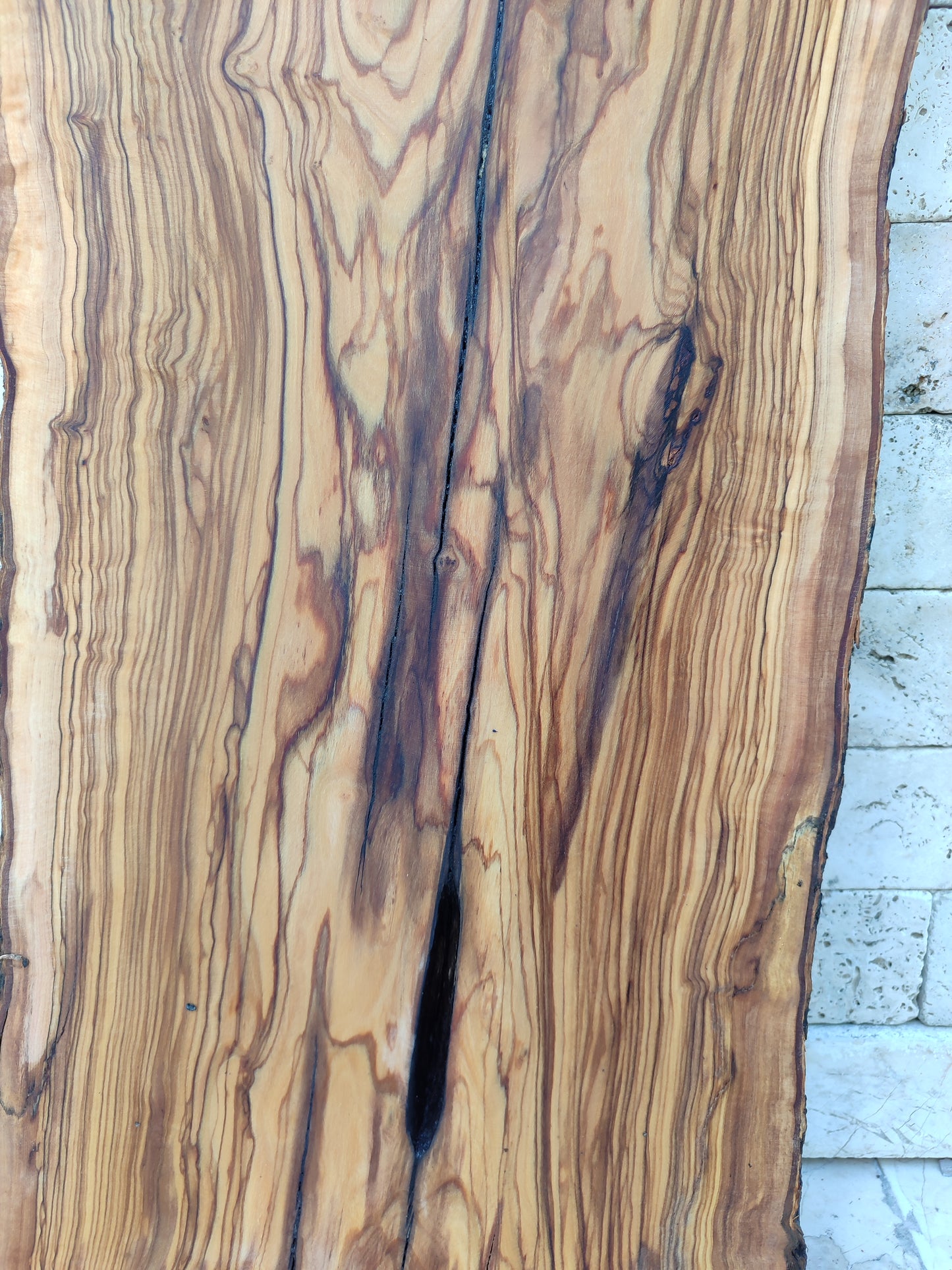 Rare Olive Wood Live Edge Slab – 35x79x2.7 cm – Natural Luster, Unique Grain, Sustainable Luxury