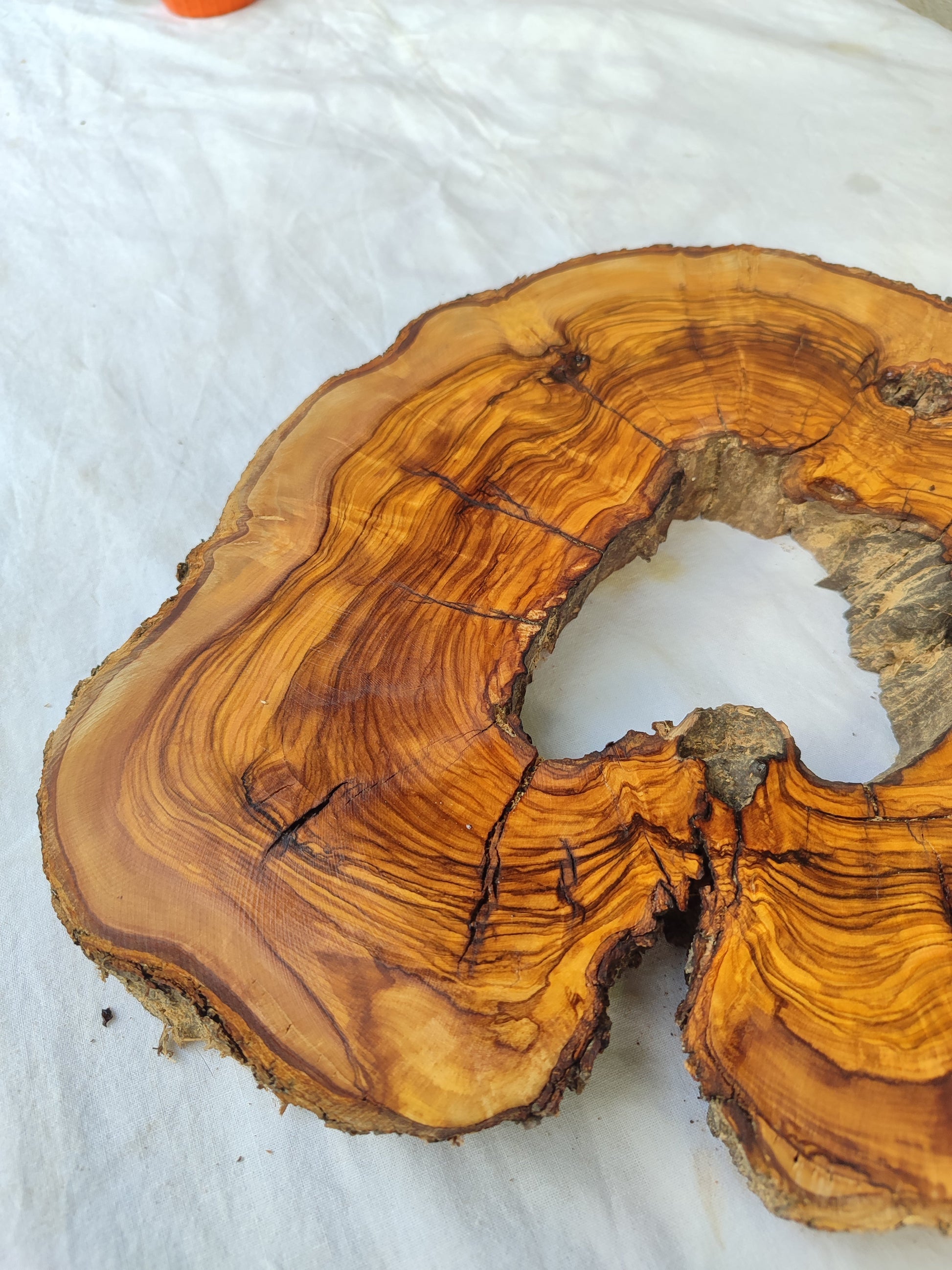 Rare Olive Wood Live Edge Slab – Premium Sustainable Luxury Unique Grain 29x39x3 cm - Olive Generic