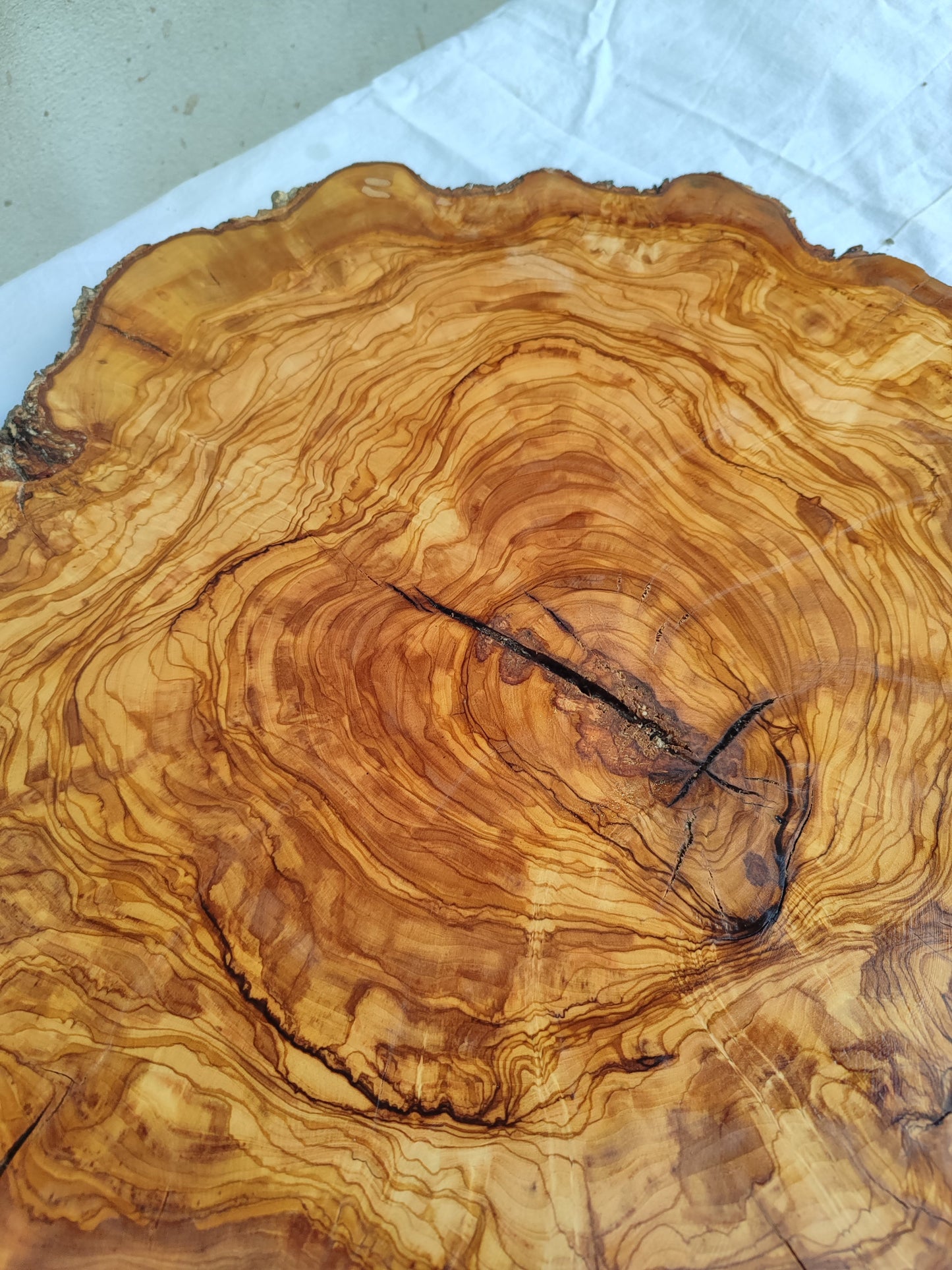 Rare Olive Wood Live Edge Slab – 40x44x3 cm Unique Grain Sustainable Luxury for Epoxy Table Clock & Crafts - Olive