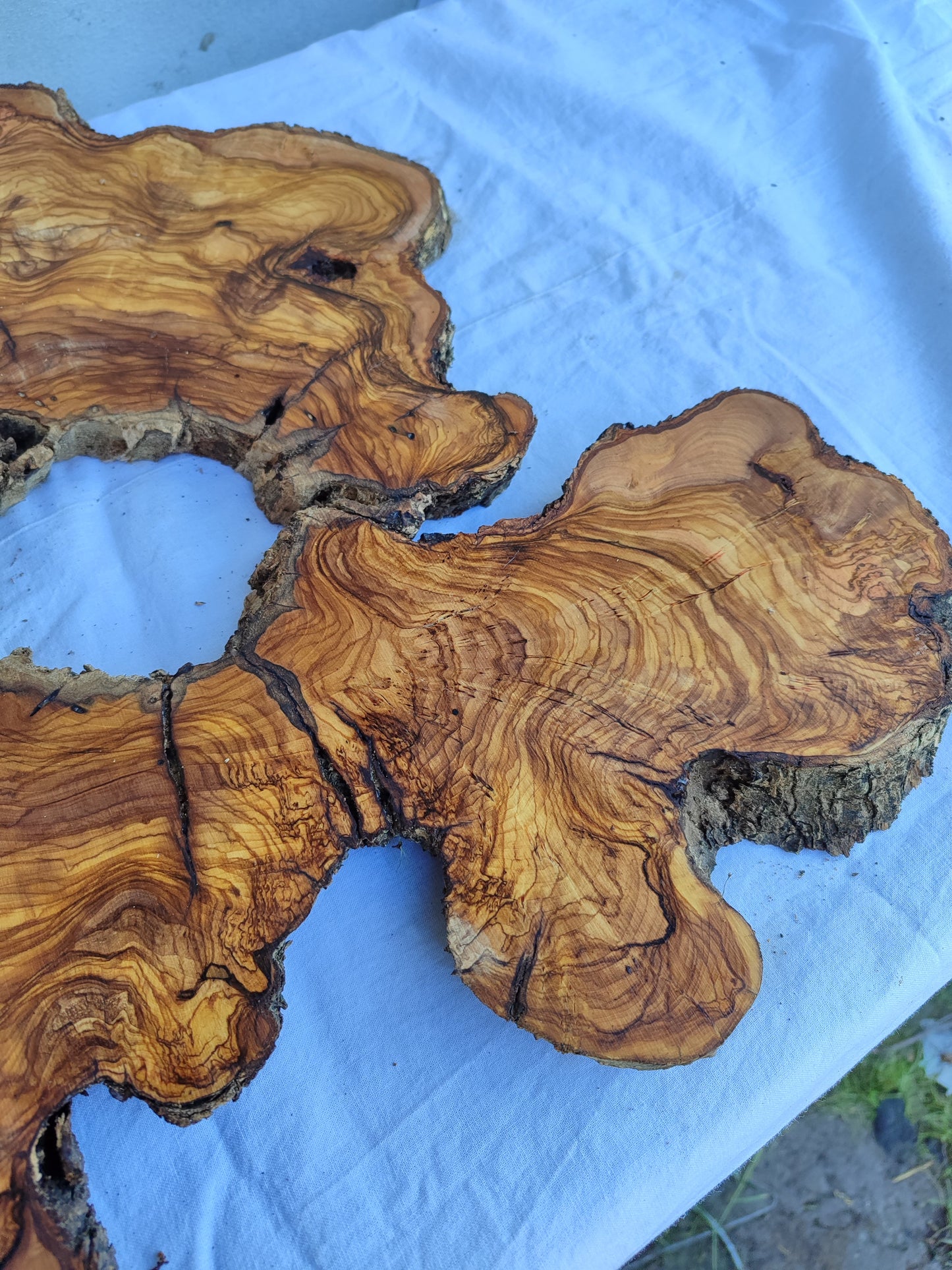 Rare Live Edge Olive Wood Slab 2pc Set 50x52cm | Super Dry 3% Moisture for Epoxy Resin & Guitar | Unique Grain Sustainable Luxury Art Wood.