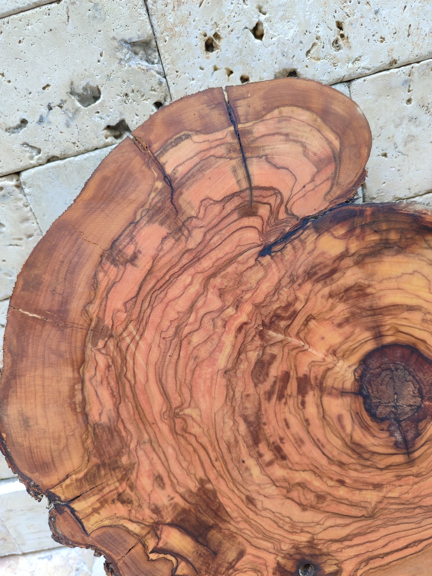 Rare Live Edge Olive Wood Slab – 33x40cm, Unique Grain, Natural Luster, Sustainable Luxury for Epoxy & Crafts