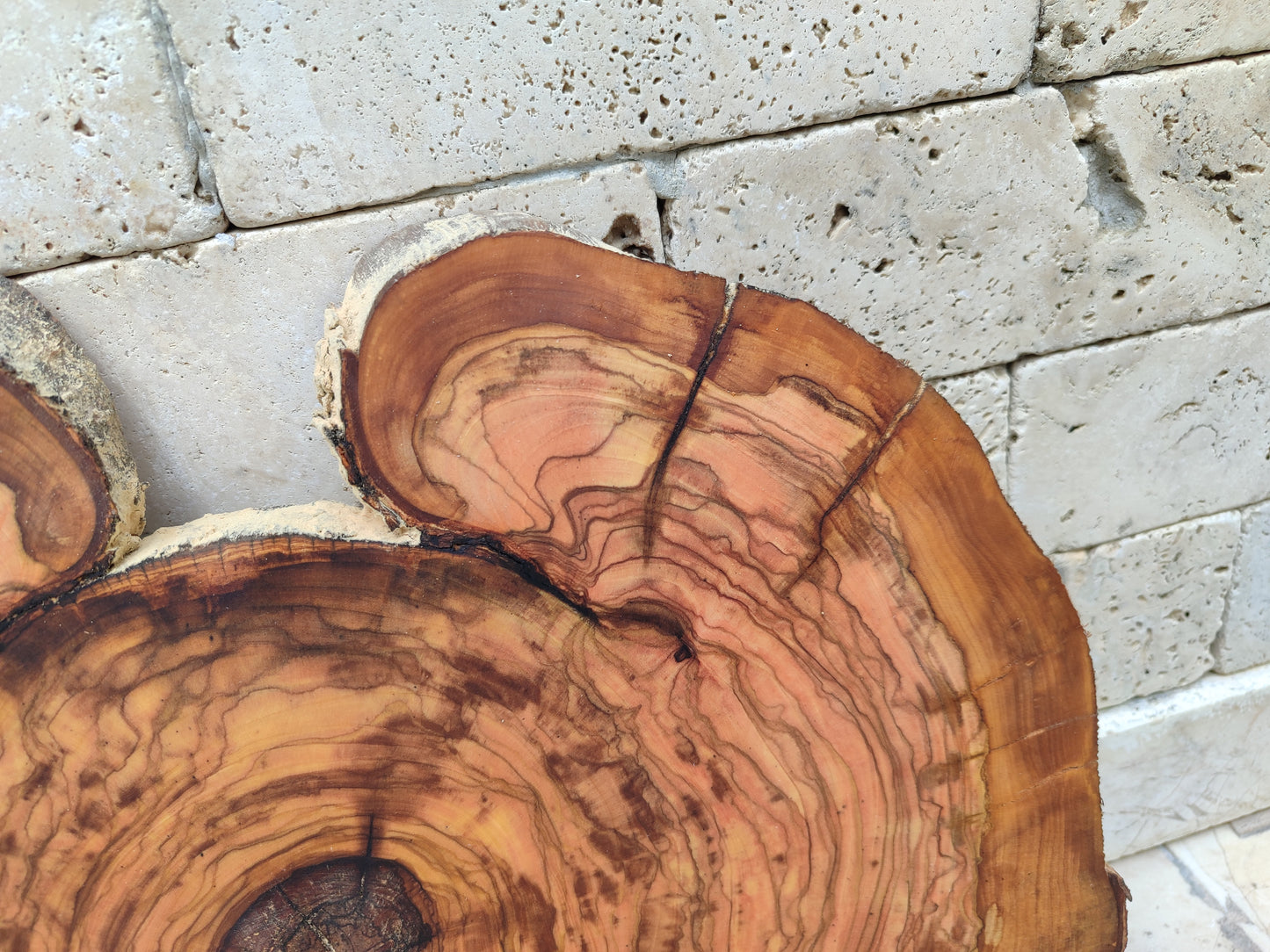 Rare Olive Wood Slab – Live Edge Unique Grain, Sustainable Luxury, 32x40x2.5cm