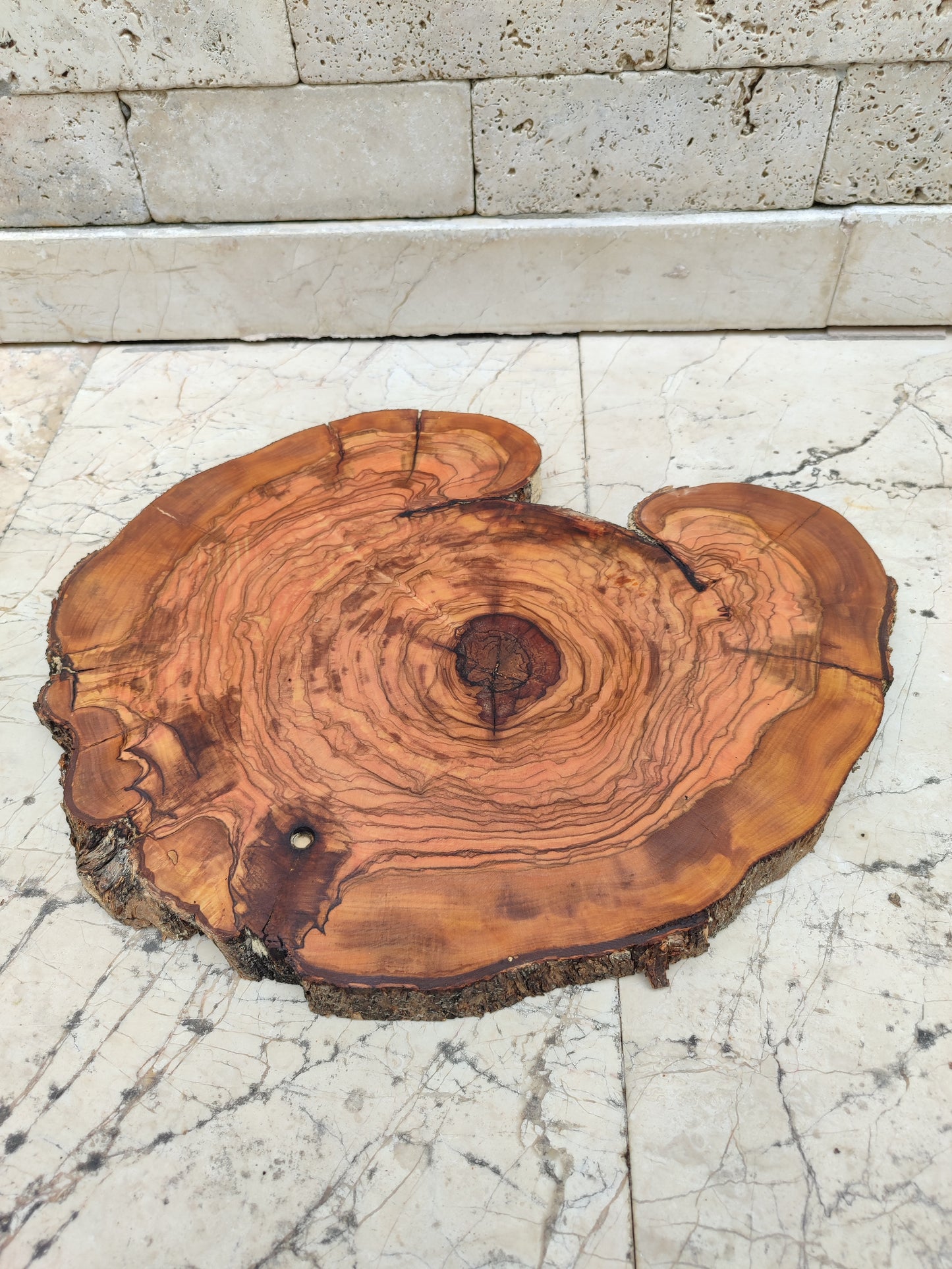 Rare Live Edge Olive Wood Slab – 33x40cm, Unique Grain, Natural Luster, Sustainable Luxury for Epoxy & Crafts