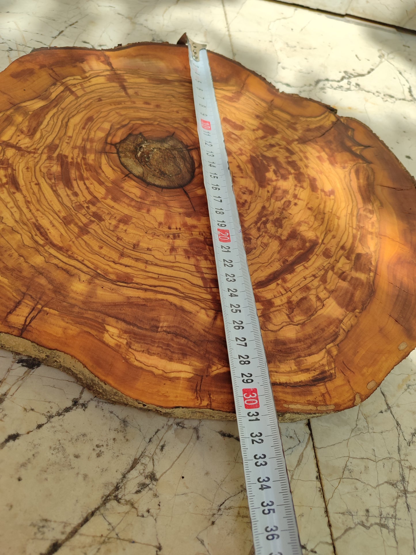 Rare Olive Wood Slab – Live Edge, Unique Grain, Sustainable Luxury – Premium Natural Luster for Epoxy & Artisan Crafts (31x37x2.5 cm)