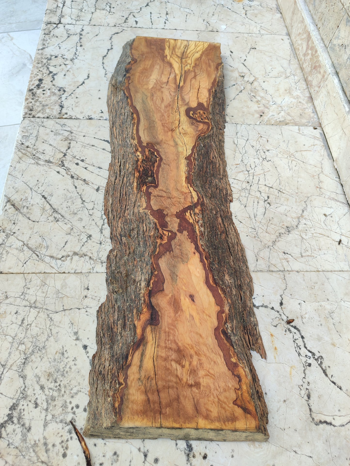 Rare Olive Wood Live Edge Slab – 23x77x2.7cm Ultra‑Dry, Natural Luster, Unique Grain, Sustainable Luxury for Epoxy & High‑End Crafts