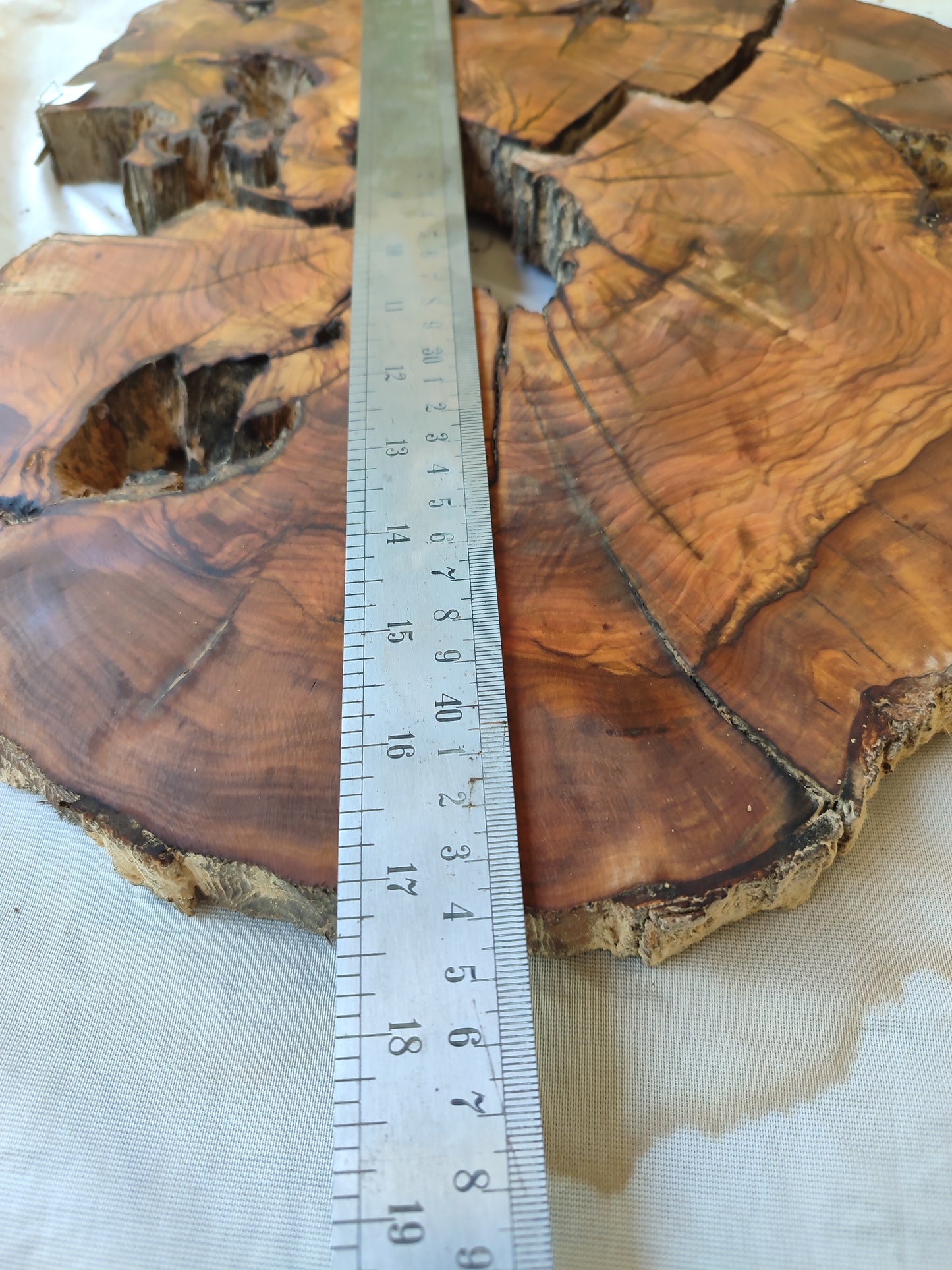 Rare Olive Wood Slab – Live Edge, Unique Grain, Sustainable Luxury | 40x44x2.5 cm