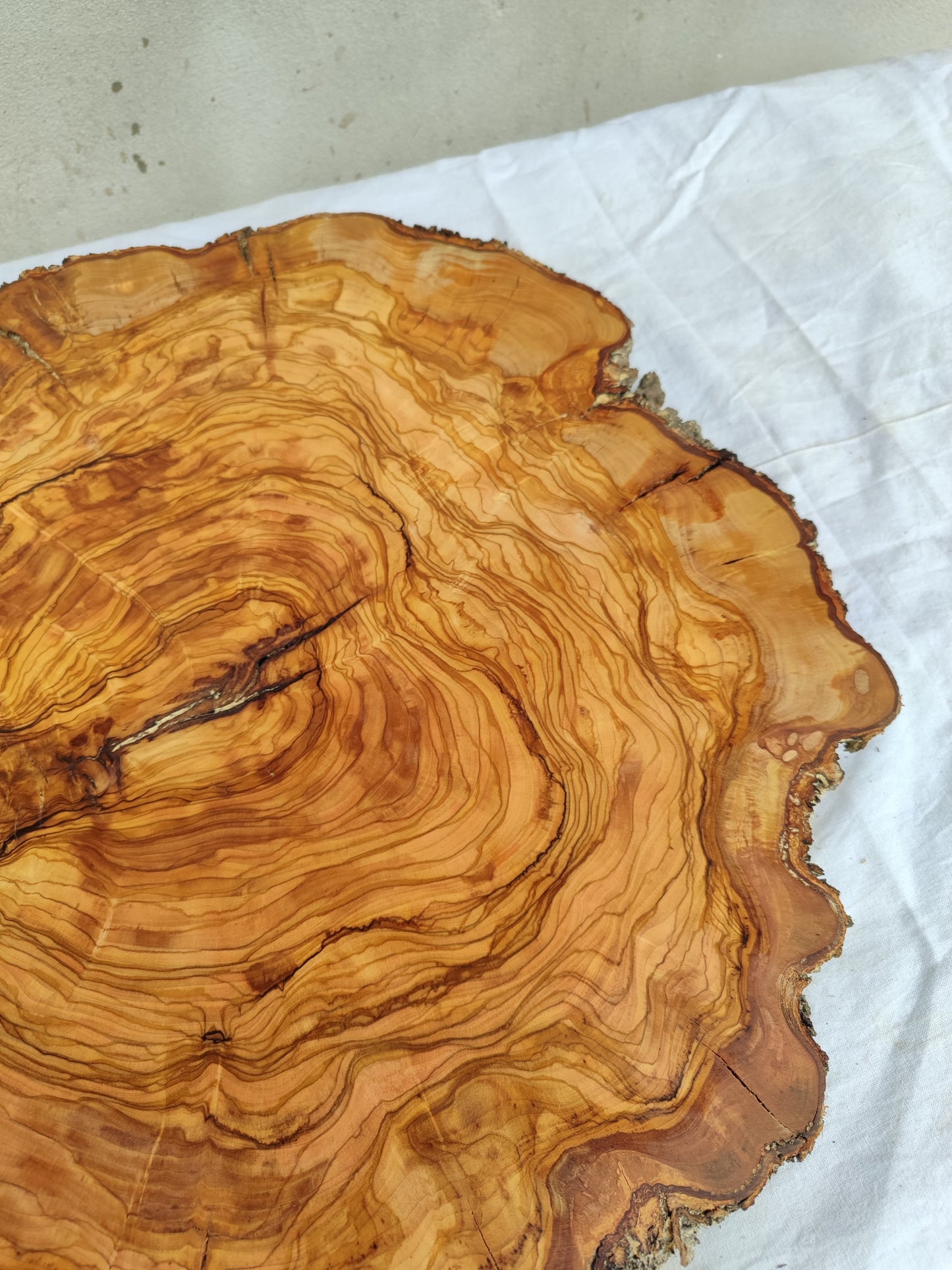 Rare Olive Wood Live Edge Slab – 42x43x2.5 cm Unique Grain Sustainable Luxury Premium Natural Finish Epoxy Friendly