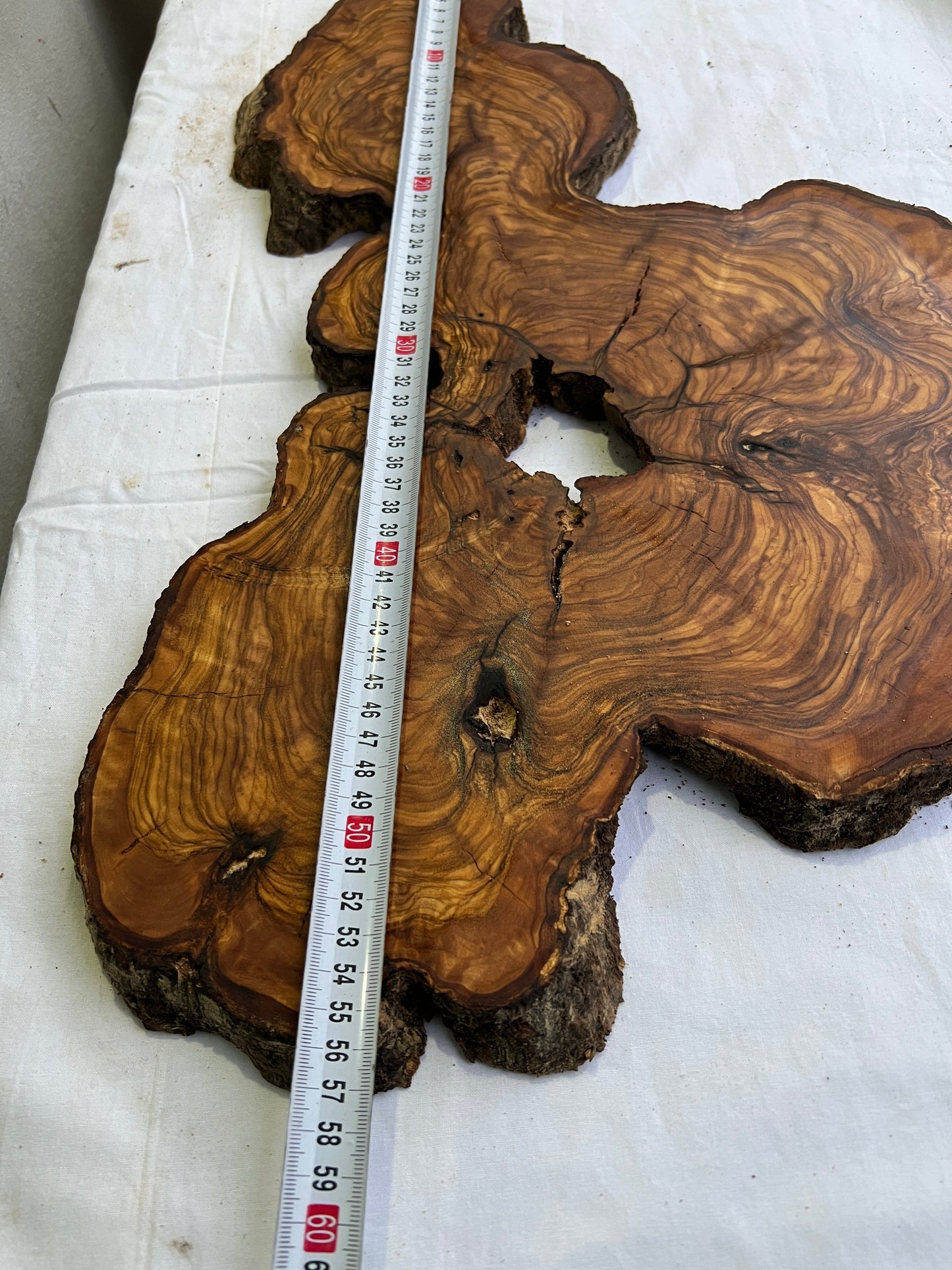Rare Olive Wood Slab 31x55cm for Epoxy Resin & Guitar Body | Live Edge Sustainable Luxury | Unique Grain Luthier Wood | Super Dry DIY Art.