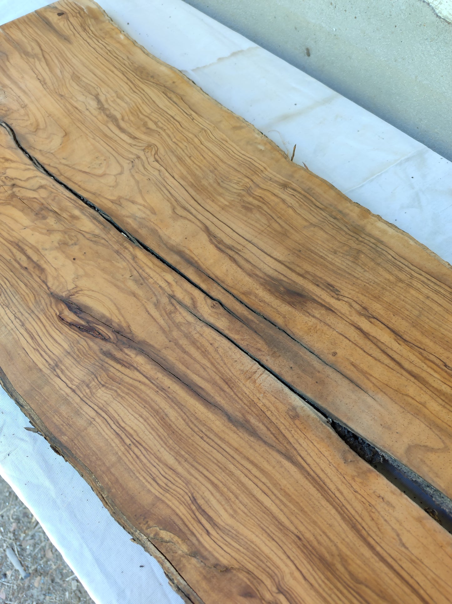 Rare Olive Wood Live Edge Slab – 31x78x3 cm, Unique Grain, Sustainable Luxury