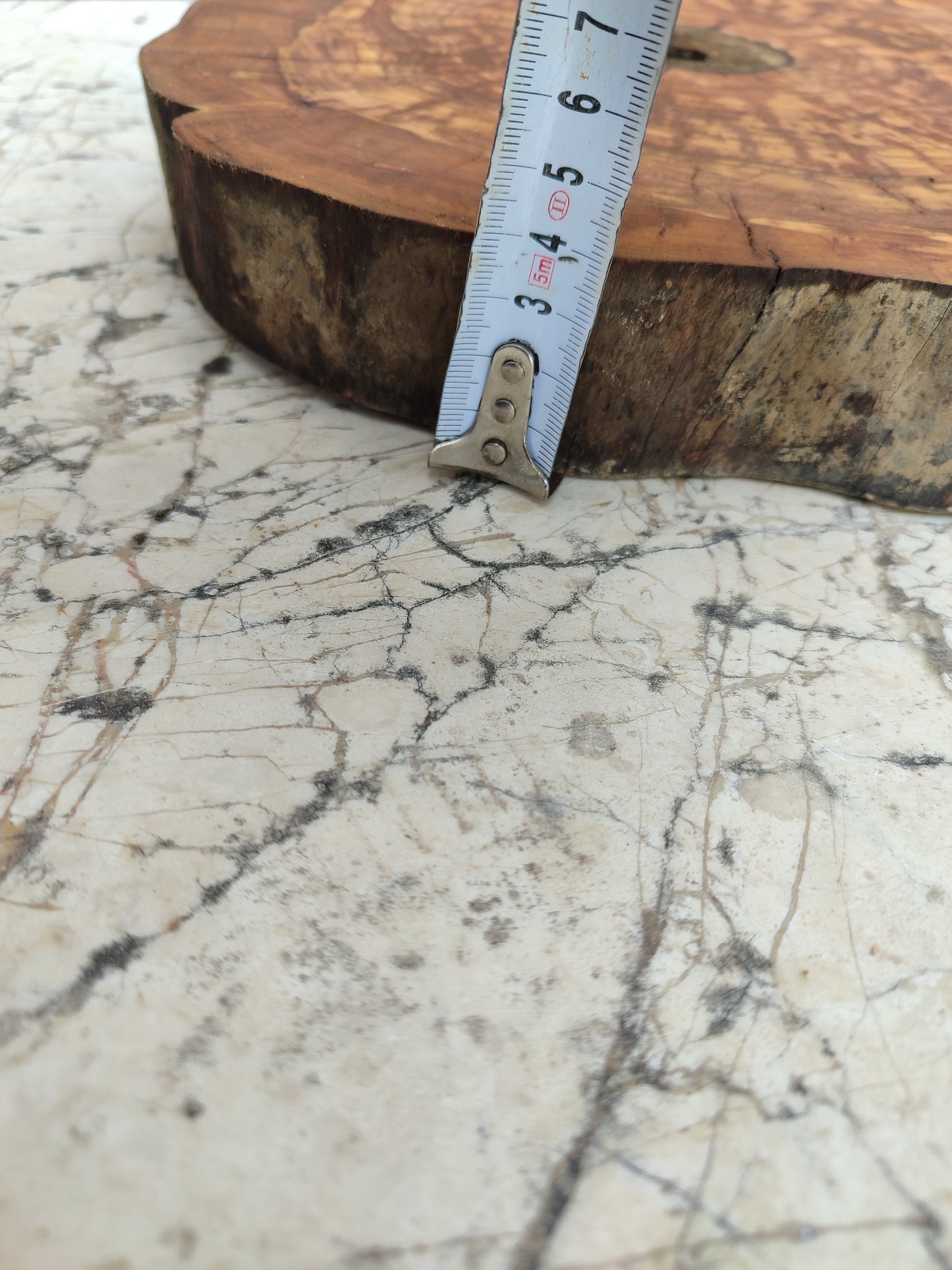 Rare Olive Wood Slab – Live Edge, Unique Grain – Sustainable Luxury for Epoxy, Table & Craft