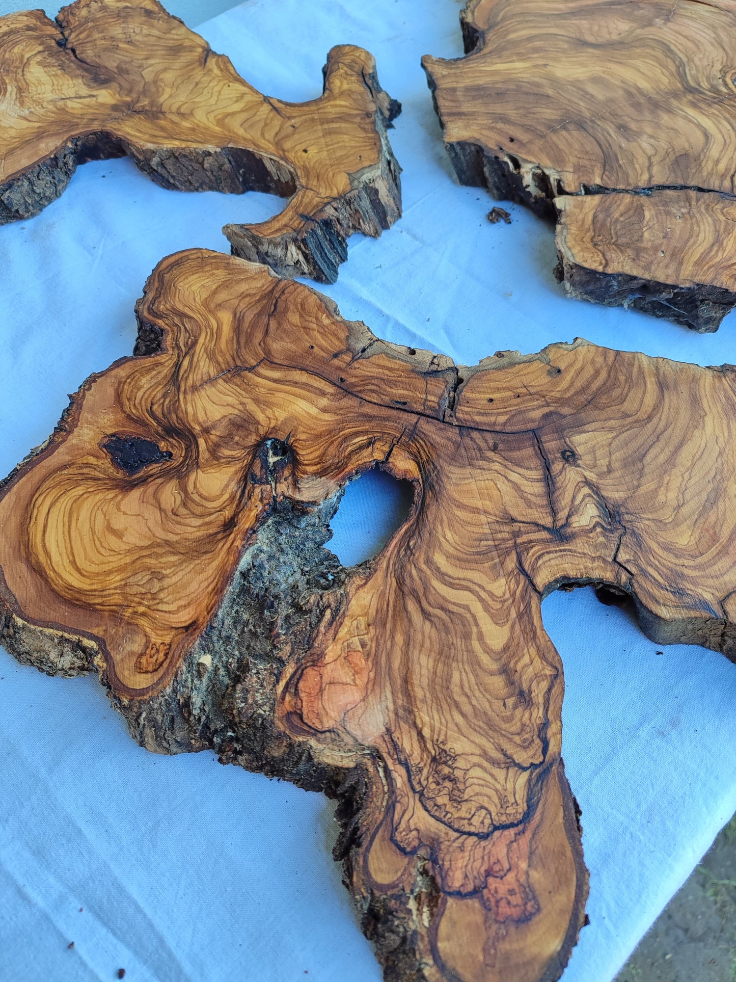 3pcs Rare Live Edge Olive Wood Slab 55x56cm | Super Dry 3% Moisture | Unique Grain for Epoxy Resin, Guitar Body & Luxury Art.