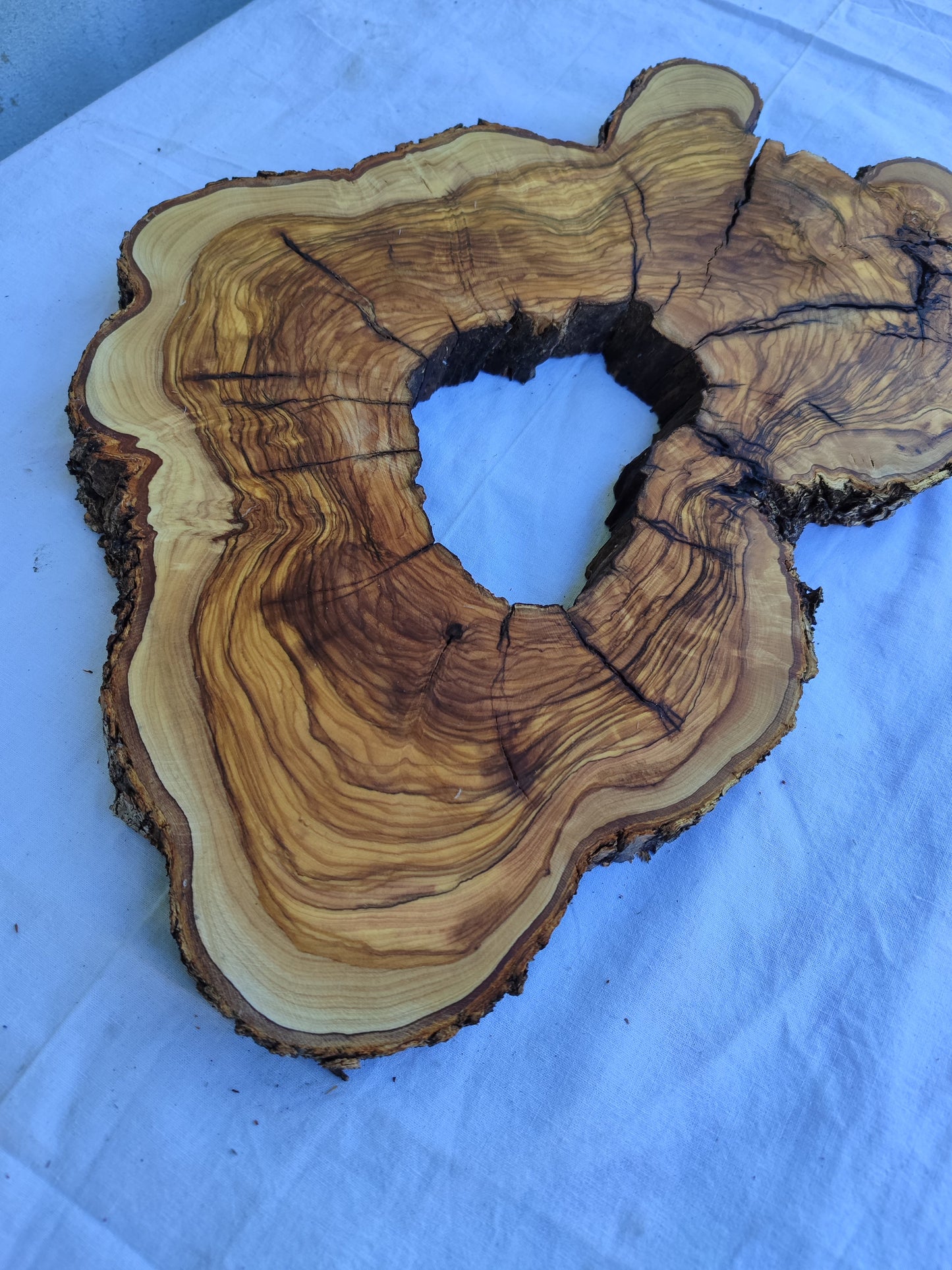 Rare Olive Wood Slab 27x40cm • Live Edge for Epoxy Resin • Dried Luthier Timber • Unique Grain Luxury DIY Material
