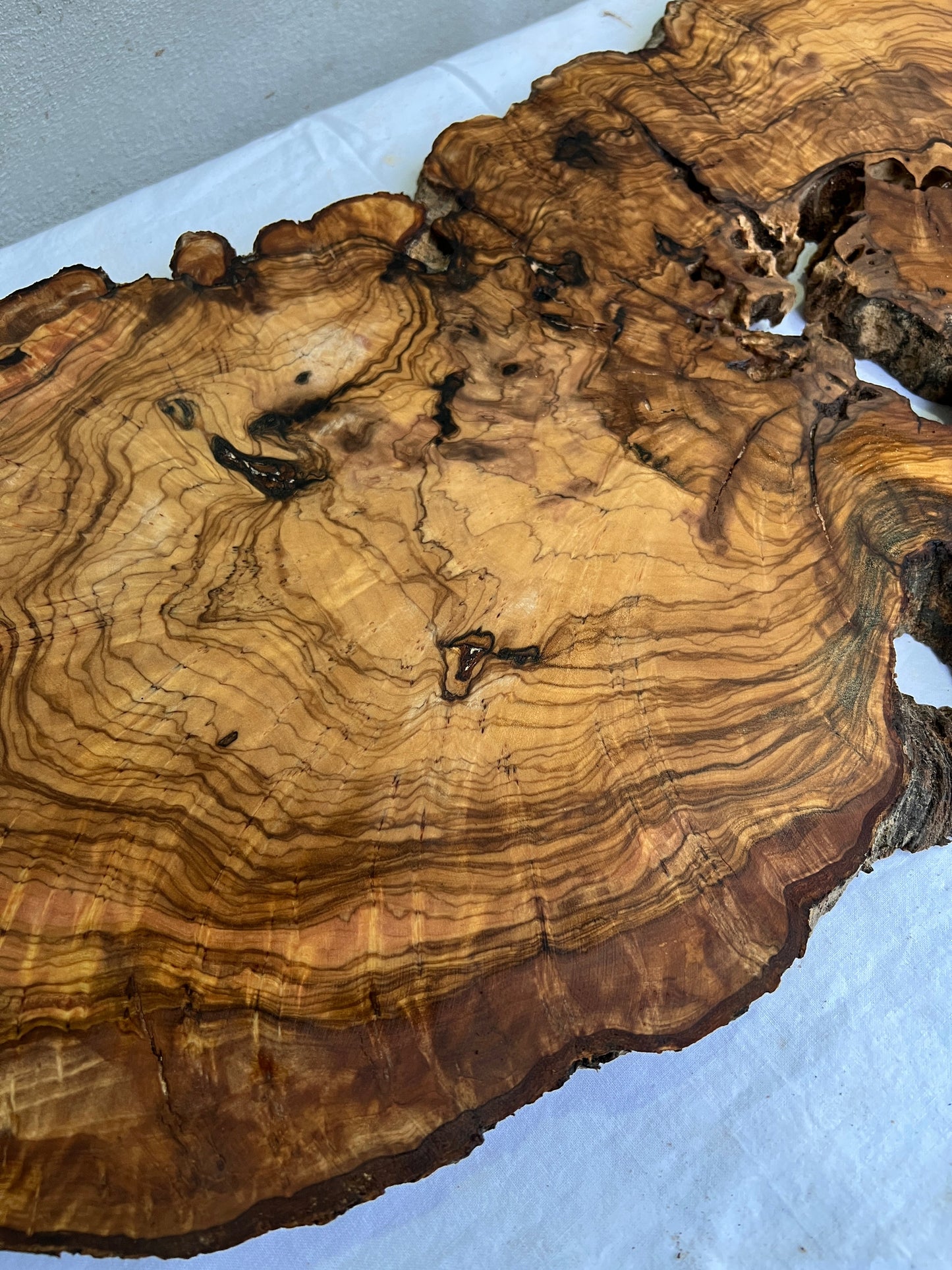 Rare Olive Wood Slab 42x65cm | Live Edge for Epoxy Resin & Wall Art | Unique Grain Sustainable Luxury | Super Dry DIY Craft Wood.
