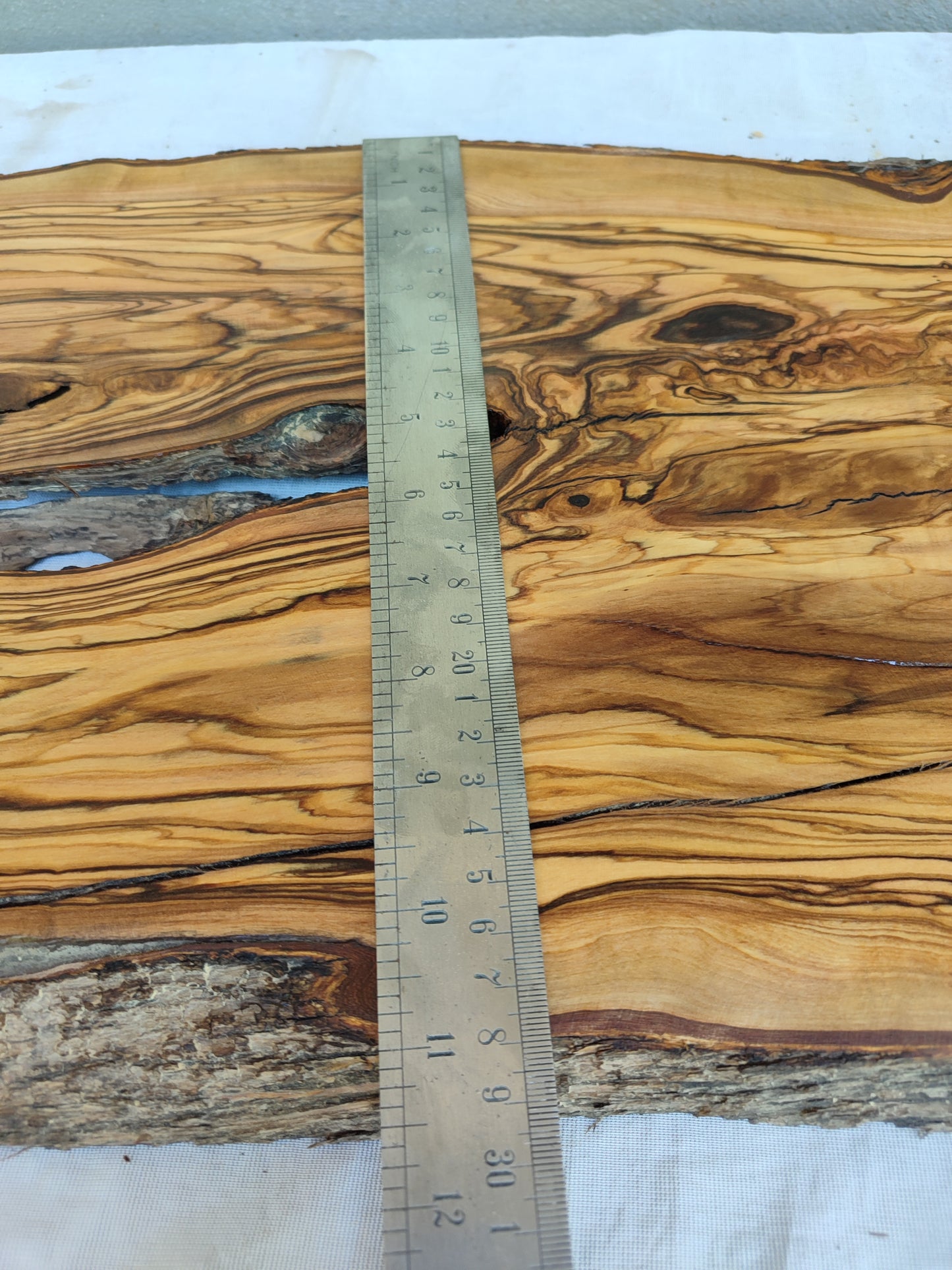 Rare Olive Wood Live Edge Slab – 28x80x3 cm – Unique Grain, Sustainable Luxury, Super Dry & Natural Luster for Epoxy, Table & Craft