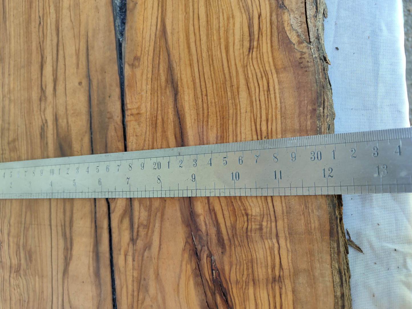 Rare Olive Wood Live Edge Slab – 31x78x3 cm, Unique Grain, Sustainable Luxury