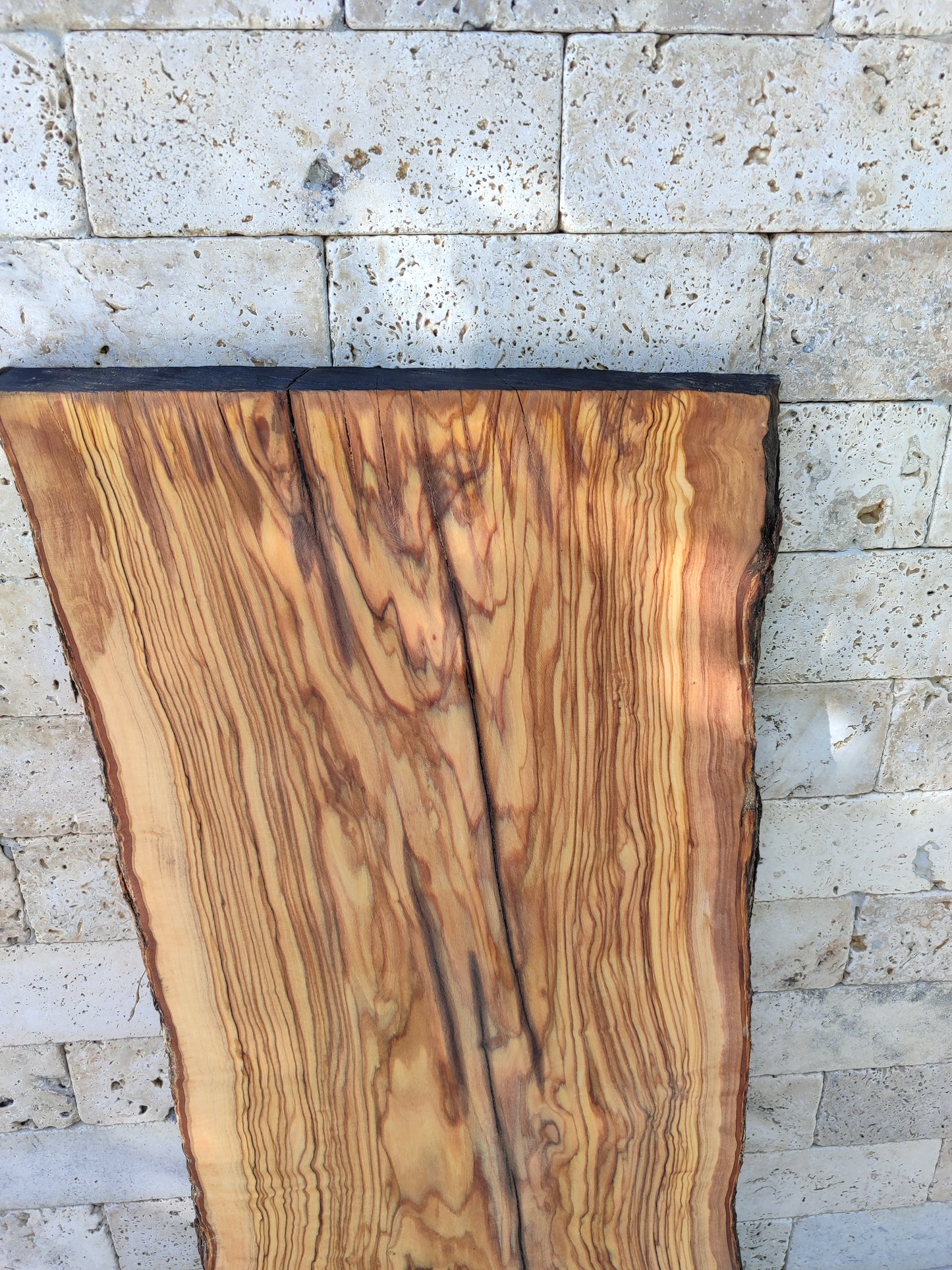 Rare Olive Wood Live Edge Slab – 35x79x2.7 cm – Natural Luster, Unique Grain, Sustainable Luxury
