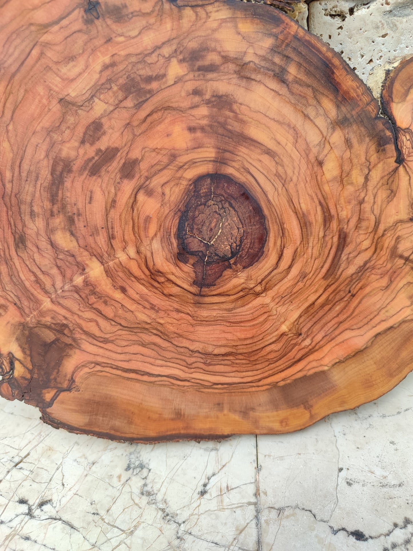 Rare Live Edge Olive Wood Slab - Premium 100% Natural - Unique Grain - Sustainable Luxury - 32x38x2.49 cm