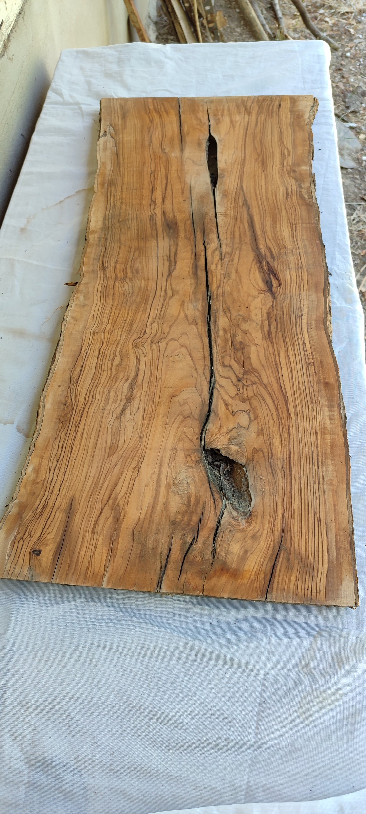 Rare Olive Wood Live Edge Slab – 31x78x3 cm, Unique Grain, Sustainable Luxury