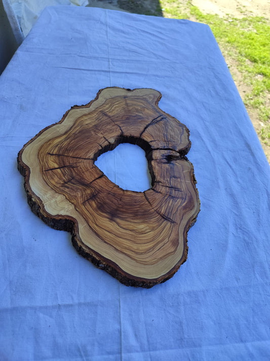 Rare Olive Wood Live Edge Slab 26x38cm | Ultra Dry 3% Moisture | Unique Grain for Epoxy Resin & Luthier Art