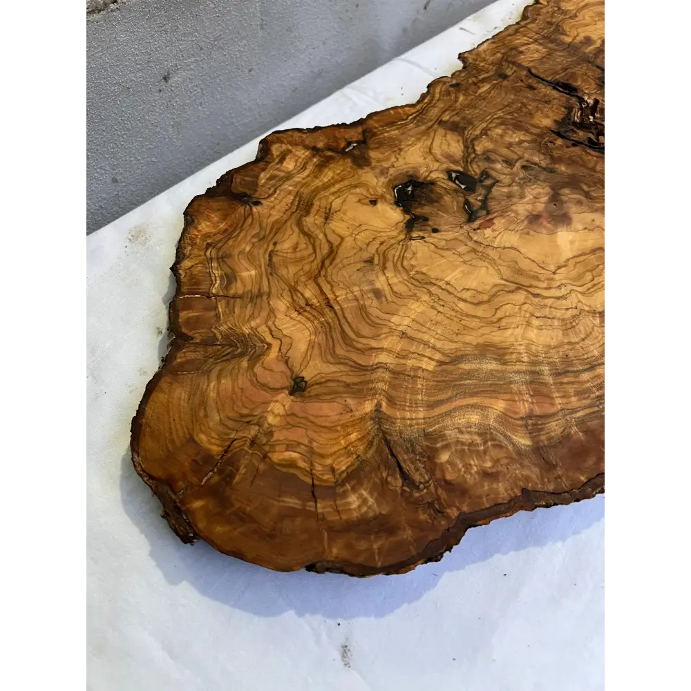 Rare Live Edge Olive Wood Slab 41x65cm | Unique Grain for Epoxy Resin, Luthier & Luxury Decor | Sustainable Premium DIY Material.