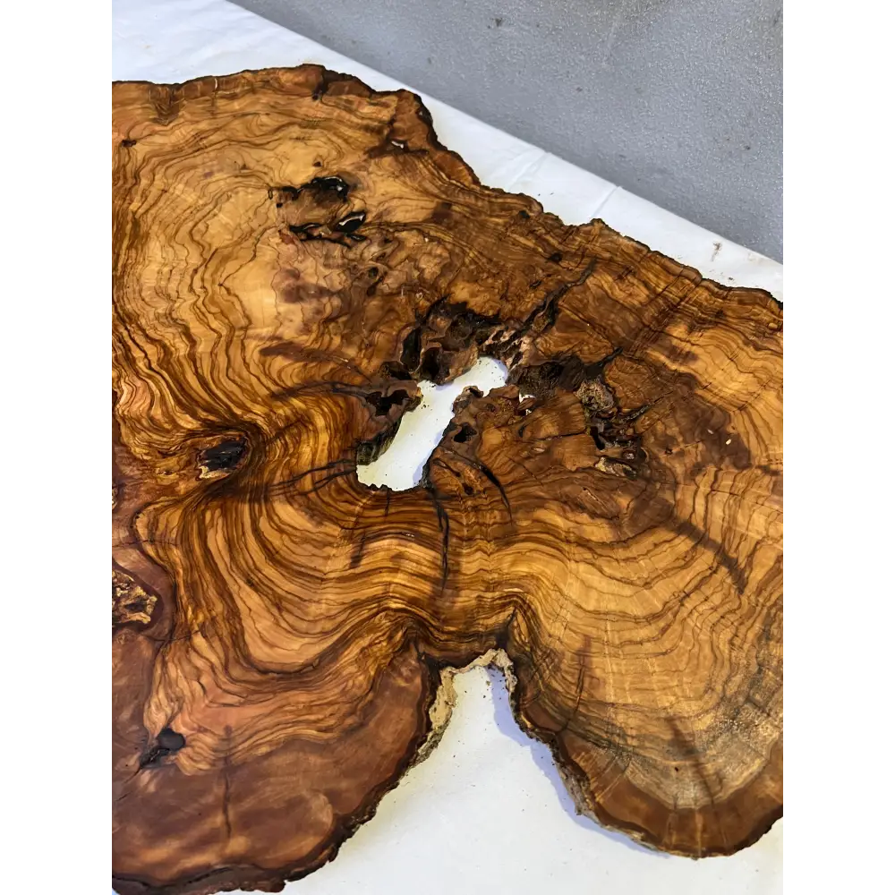 Rare Live Edge Olive Wood Slab 41x65cm | Unique Grain for Epoxy Resin, Luthier & Luxury Decor | Sustainable Premium DIY Material.