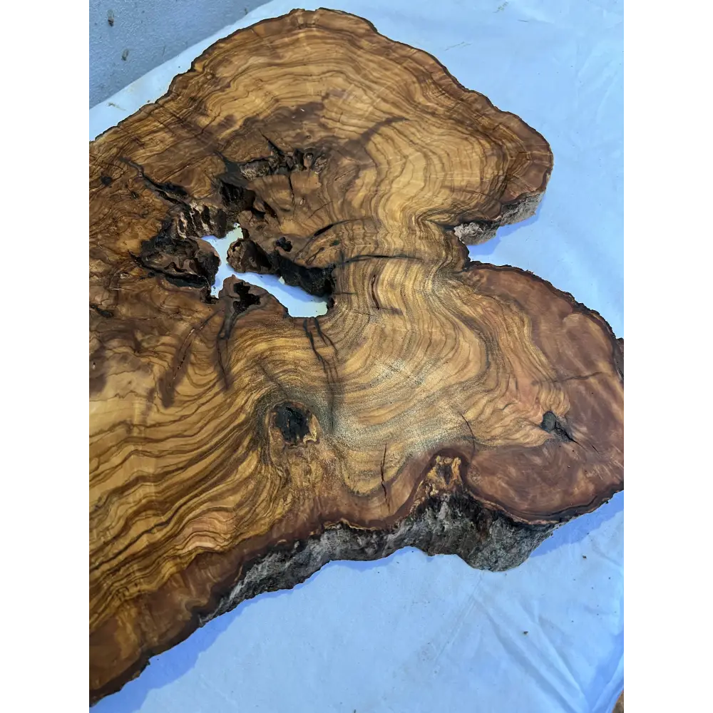 Rare Live Edge Olive Wood Slab 41x65cm | Unique Grain for Epoxy Resin, Luthier & Luxury Decor | Sustainable Premium DIY Material.